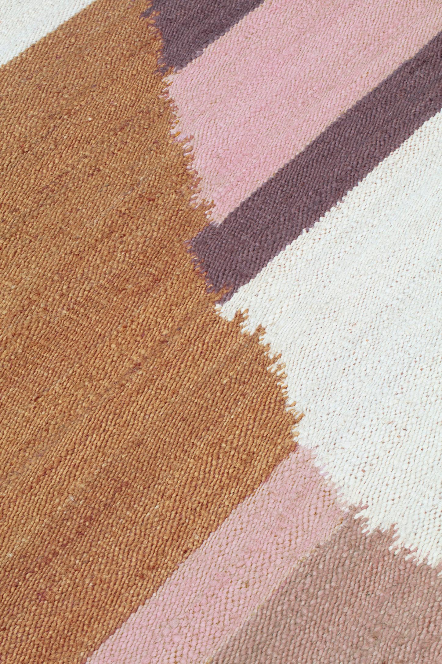 Contemporary cc-tapis ONDA ONDA SIESTA  handmade rug by Charles-Antoine Chappuis For Sale