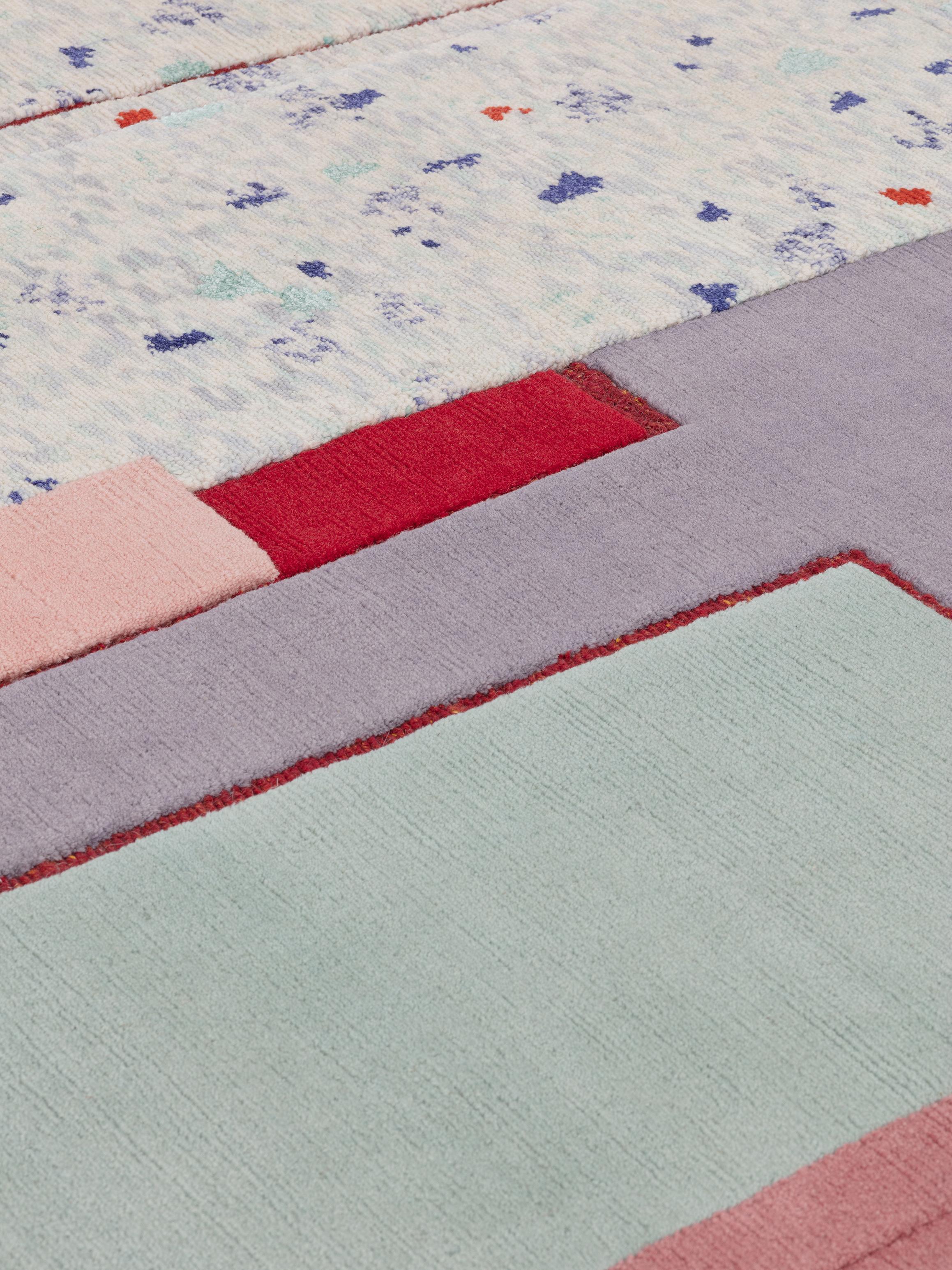 cc-tapis Patcha Standard-Teppich in Mint Multicolor von Patricia Urquiola - IN STOCK (Moderne) im Angebot