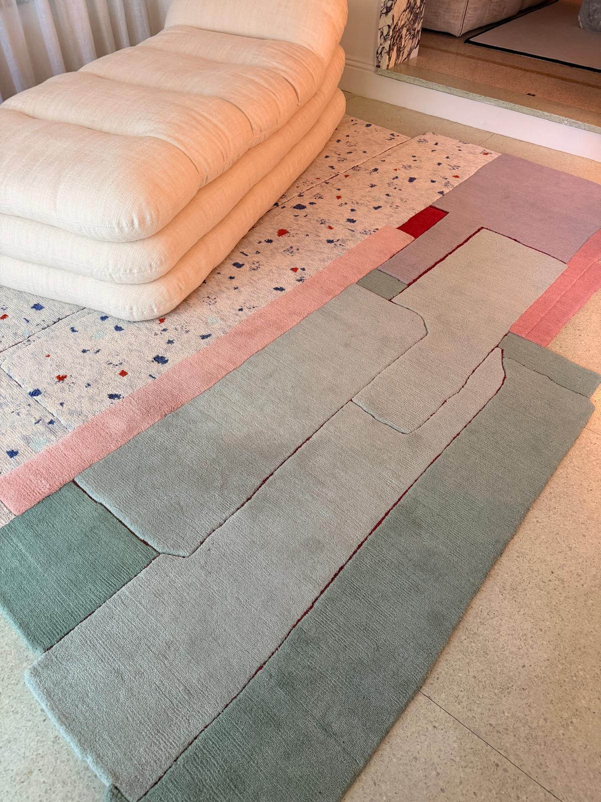 cc-tapis Alfombra Patcha Standard Mint de Patricia Urquiola en STOCK Nepalés en venta