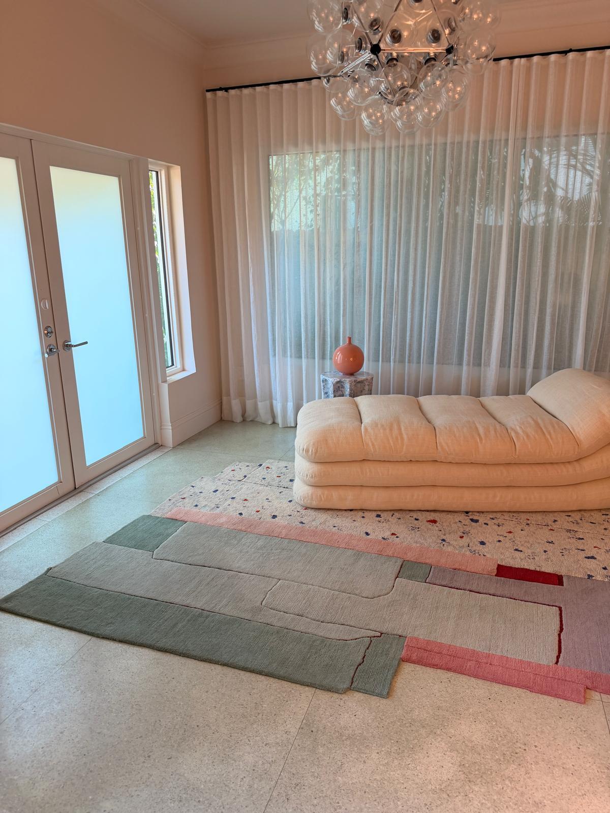 cc-tapis Alfombra Patcha Standard Mint de Patricia Urquiola en STOCK Siglo XXI y contemporáneo en venta