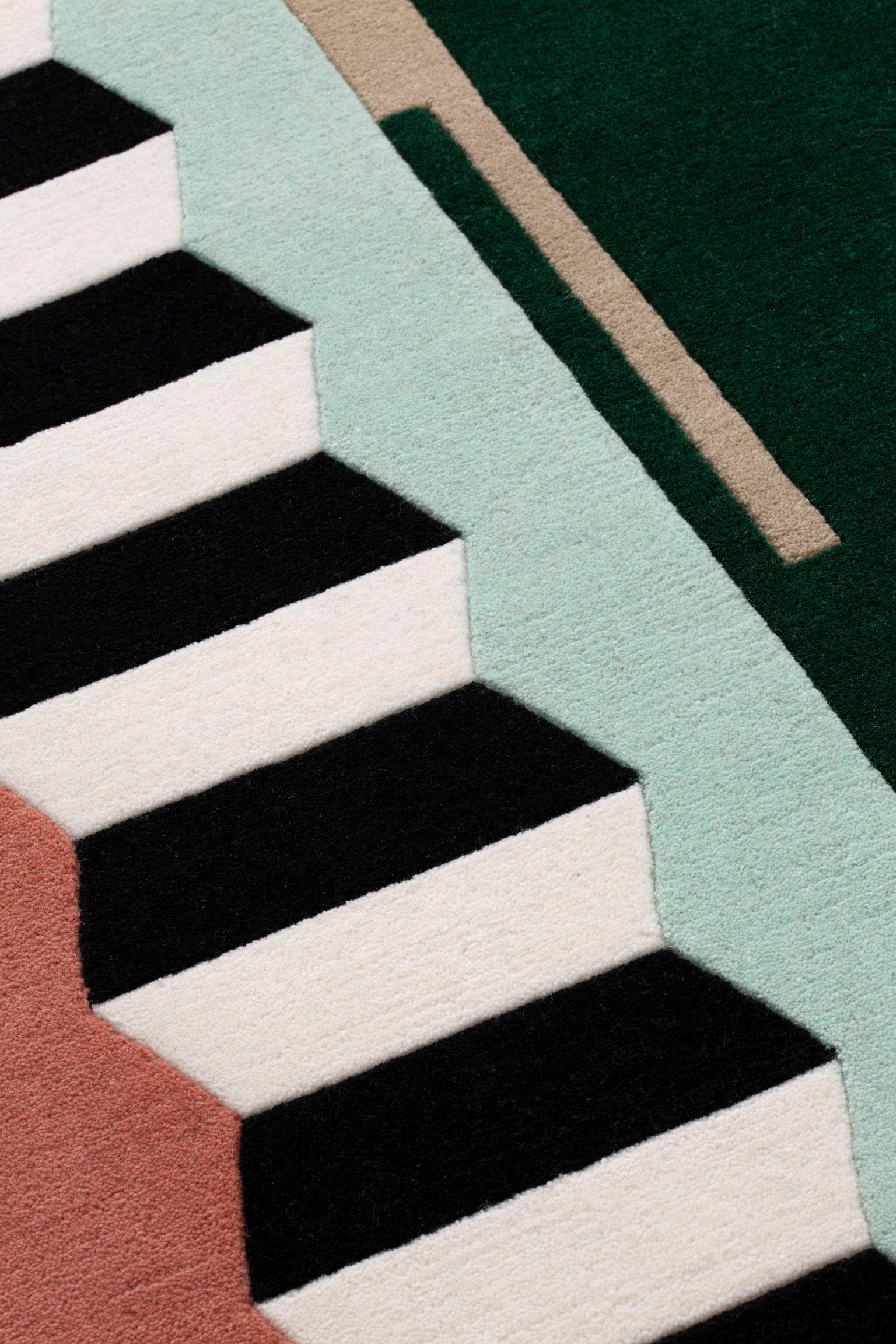 So much fun is a collection of rugs where black and white geometric elements define joyful and colorful patterns giving life to 3 different designs, customizable in multiple variations in terms of size, colors, and textures. A collection that offers