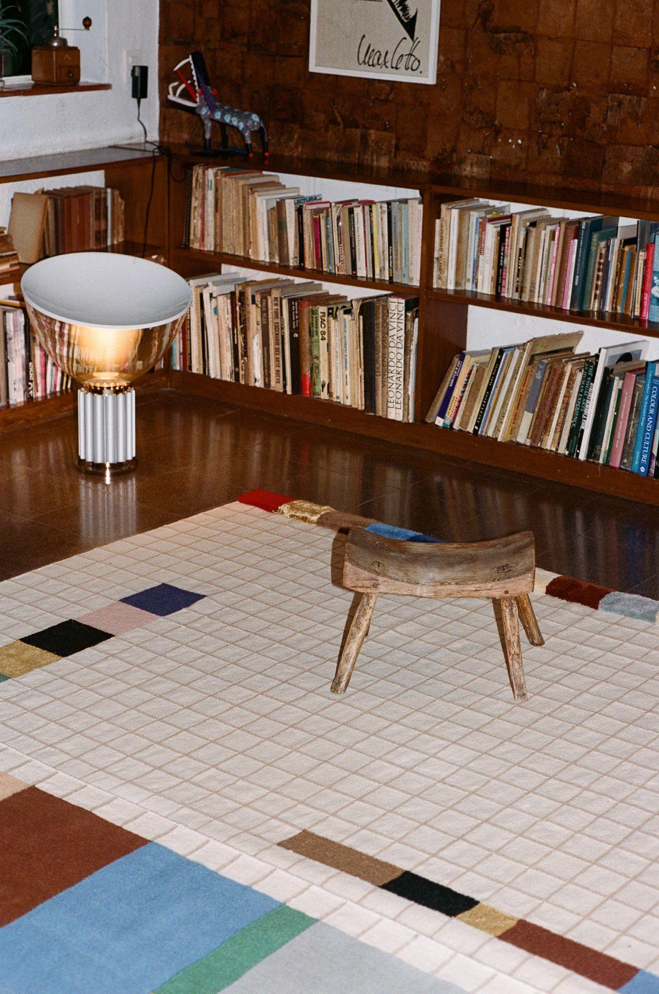 cc-tapis Raag Kollektion - RAAG RECTANGULAR GRID 3 handgefertigter Teppich von  Doshi Levien (Indisch) im Angebot