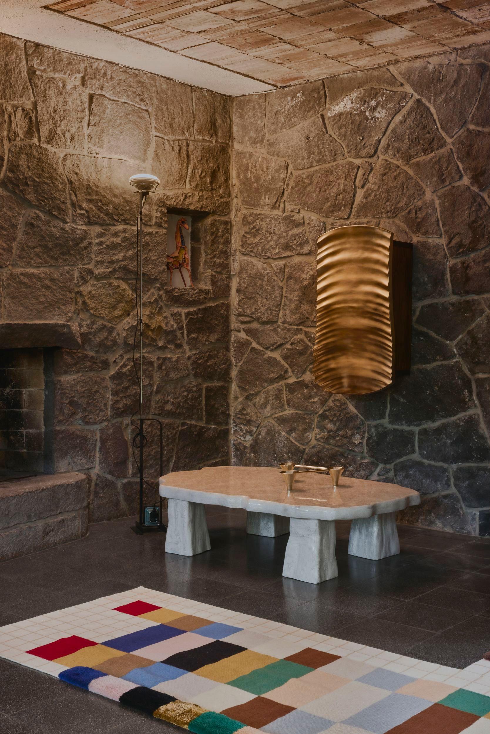 Indiano cc-tapis RAAG RECTANGULAR GRID 2 Tappeto Runner fatto a mano di  Doshi Levien in vendita