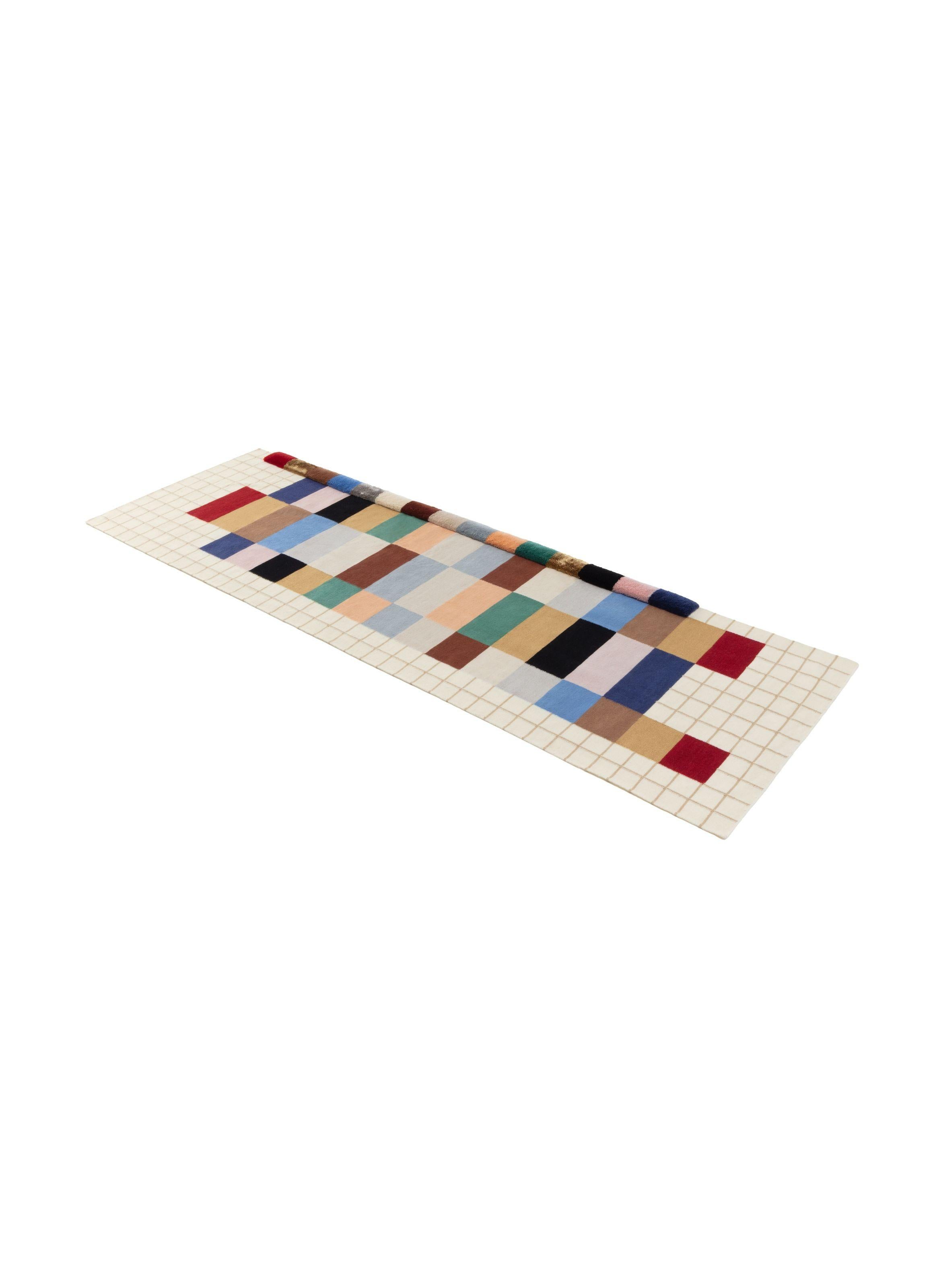 XXI secolo e contemporaneo cc-tapis RAAG RECTANGULAR GRID 2 Tappeto Runner fatto a mano di  Doshi Levien in vendita