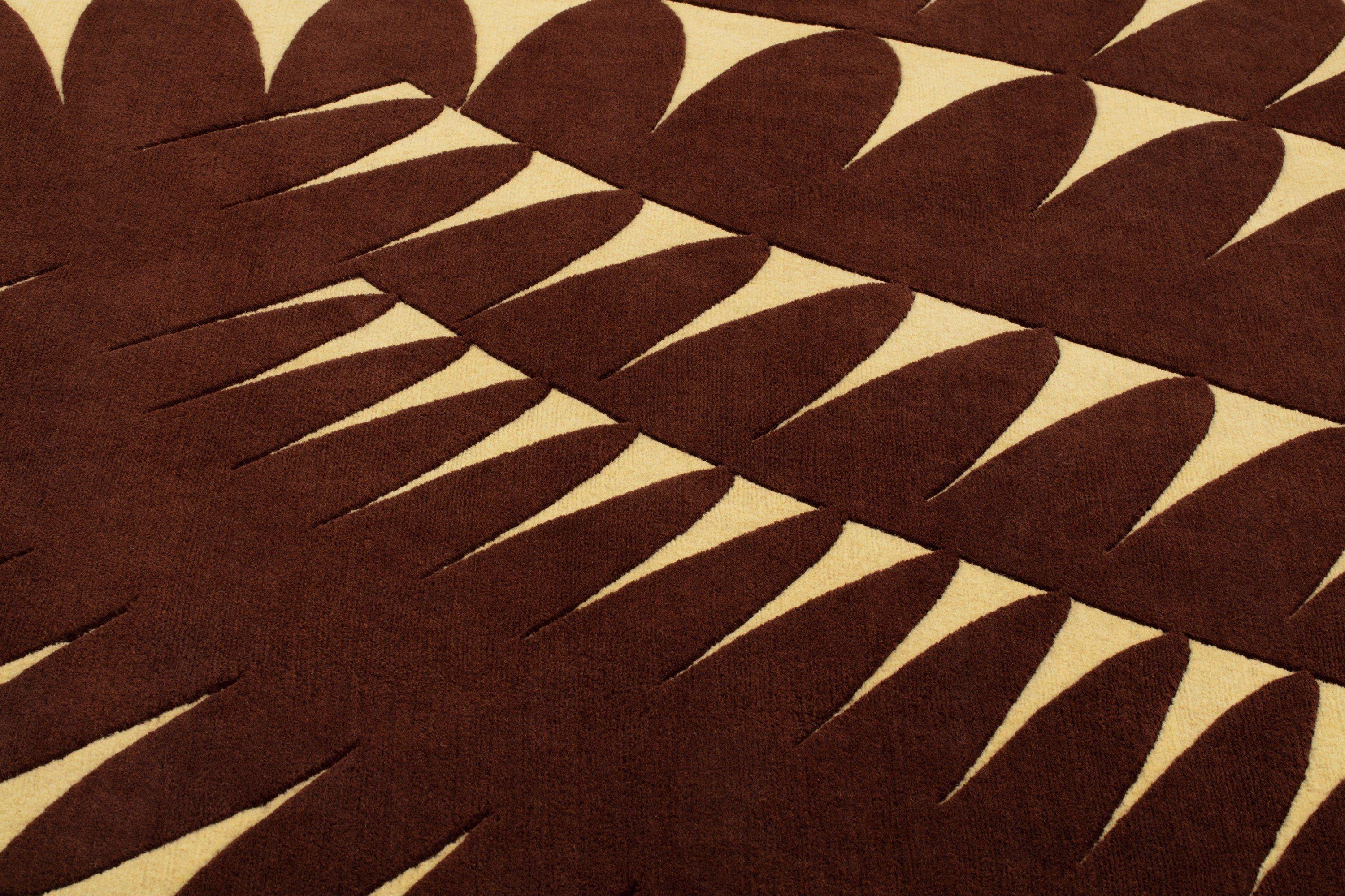 cc-tapis RIPPLE handgefertigter Teppich in Earth glow Finish von Patricia Urquiola (21. Jahrhundert und zeitgenössisch) im Angebot
