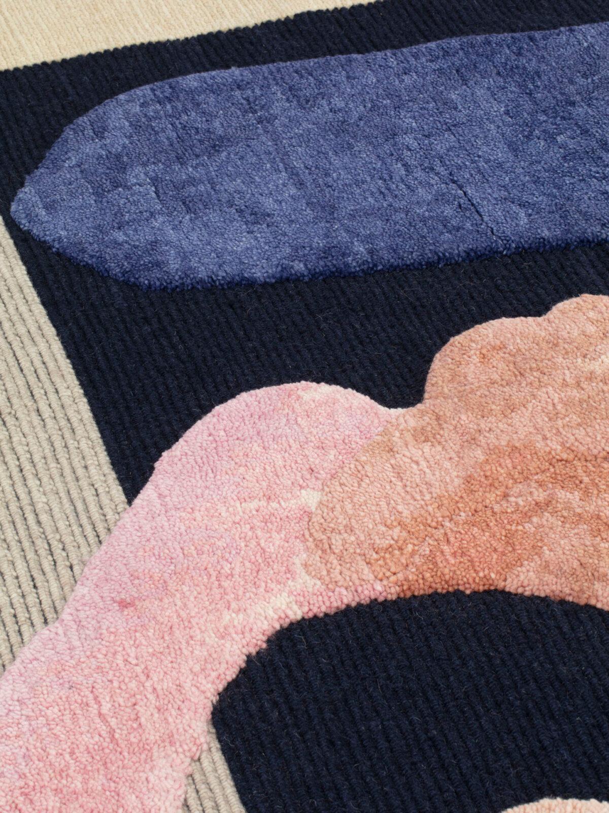Annodato a mano cc-tapis RUDE COLLECTION - BITS IN SPACE tappeto fatto a mano da Faye Toogood in vendita