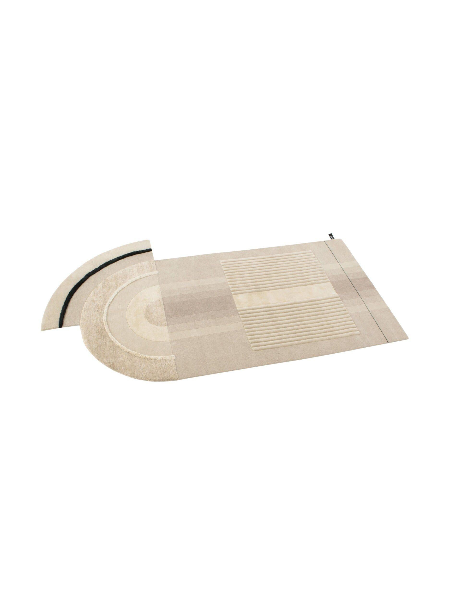 cc-tapis Rug Bliss Big Ultimate Undyed by Mae Engelgeer In New Condition For Sale In Brooklyn, NY