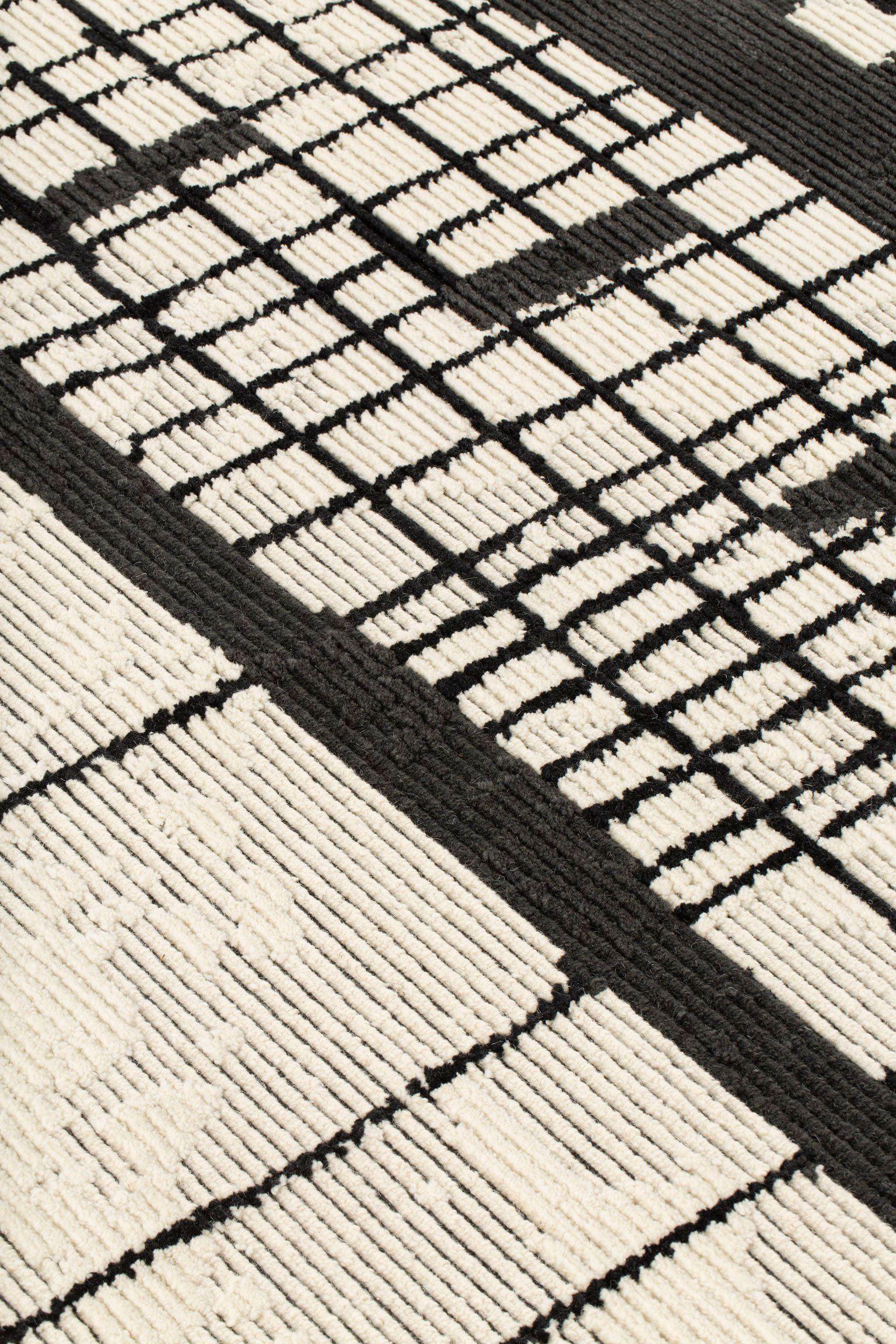 Hand-Knotted cc-tapis Segni Minimi 7 Rug by Giuseppe Di Costanzo For Sale