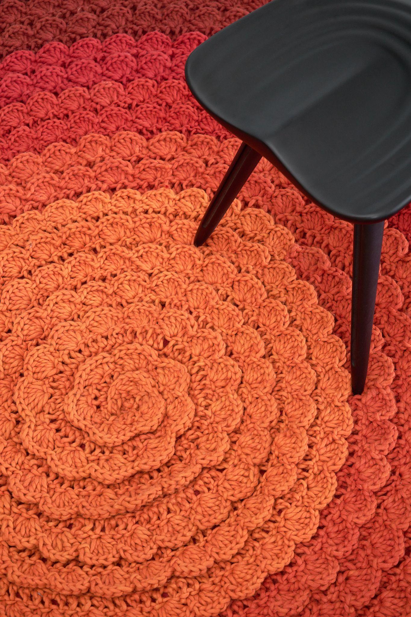 Hand-Woven cc-tapis SWIRL AUTUMN handmade rug by Univers Uchronia For Sale