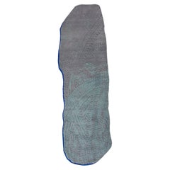 Tapis de couloir Car Park 4 cc-tapis de la collection TCP en gris pailleté et bleu Odd Matter