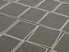 cc-tapis Tessera Offset Large rug in Light grey by Yabu Pushelberg