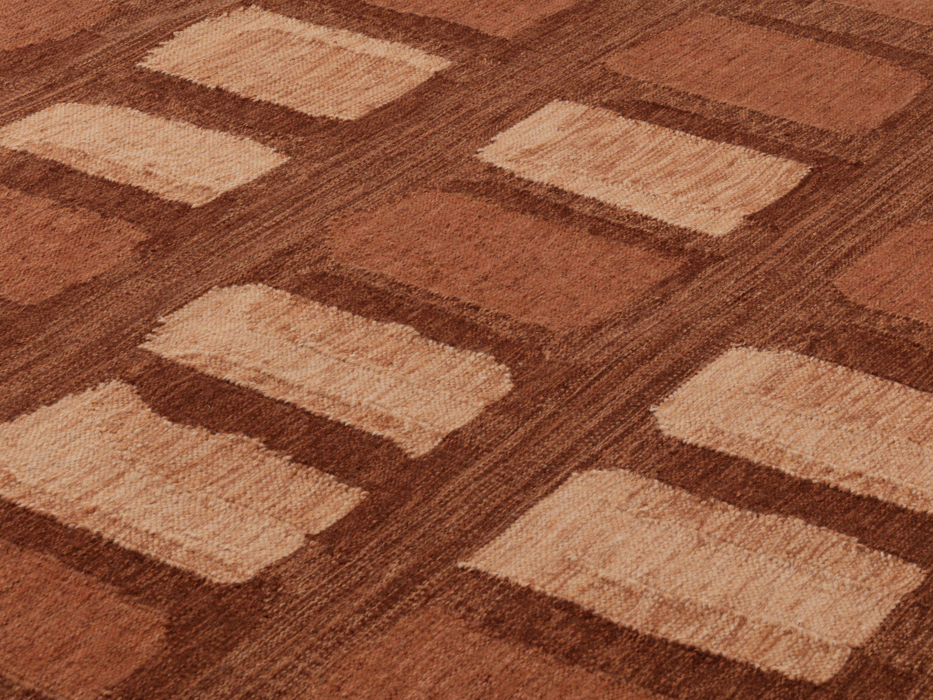 Una collezione di tappeti di Yabu Pushelberg per cc-tapis, ispirata agli antichi mosaici romani e bizantini, dove i motivi irregolari riprendono la bellezza delle tessere in un linguaggio contemporaneo.

Personalizzazione
Dimensione

Tecniche
Telai