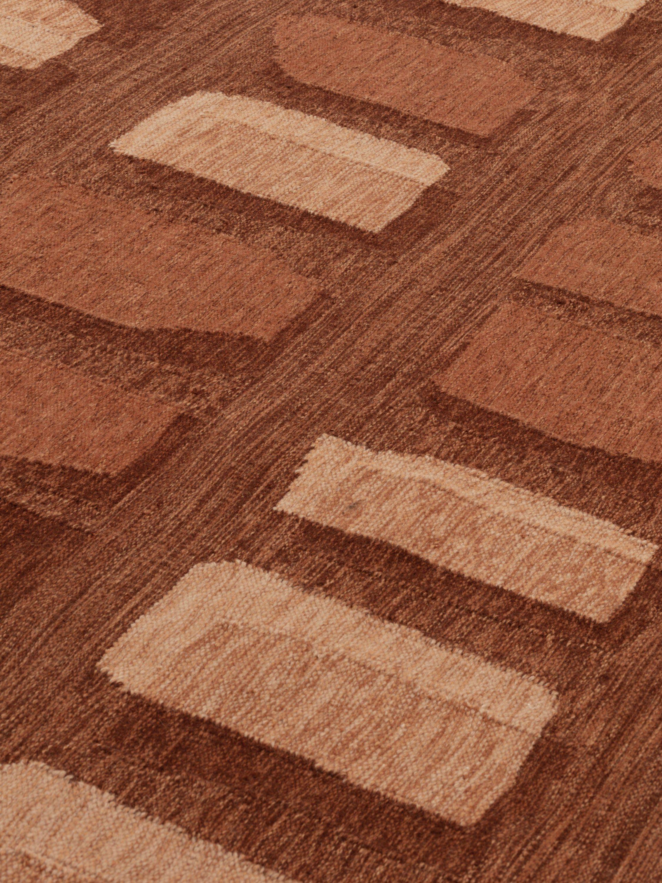 Nepalese cc-tapis Tappeto Tessera Overlay Medium in Rust di Yabu Pushelberg in vendita