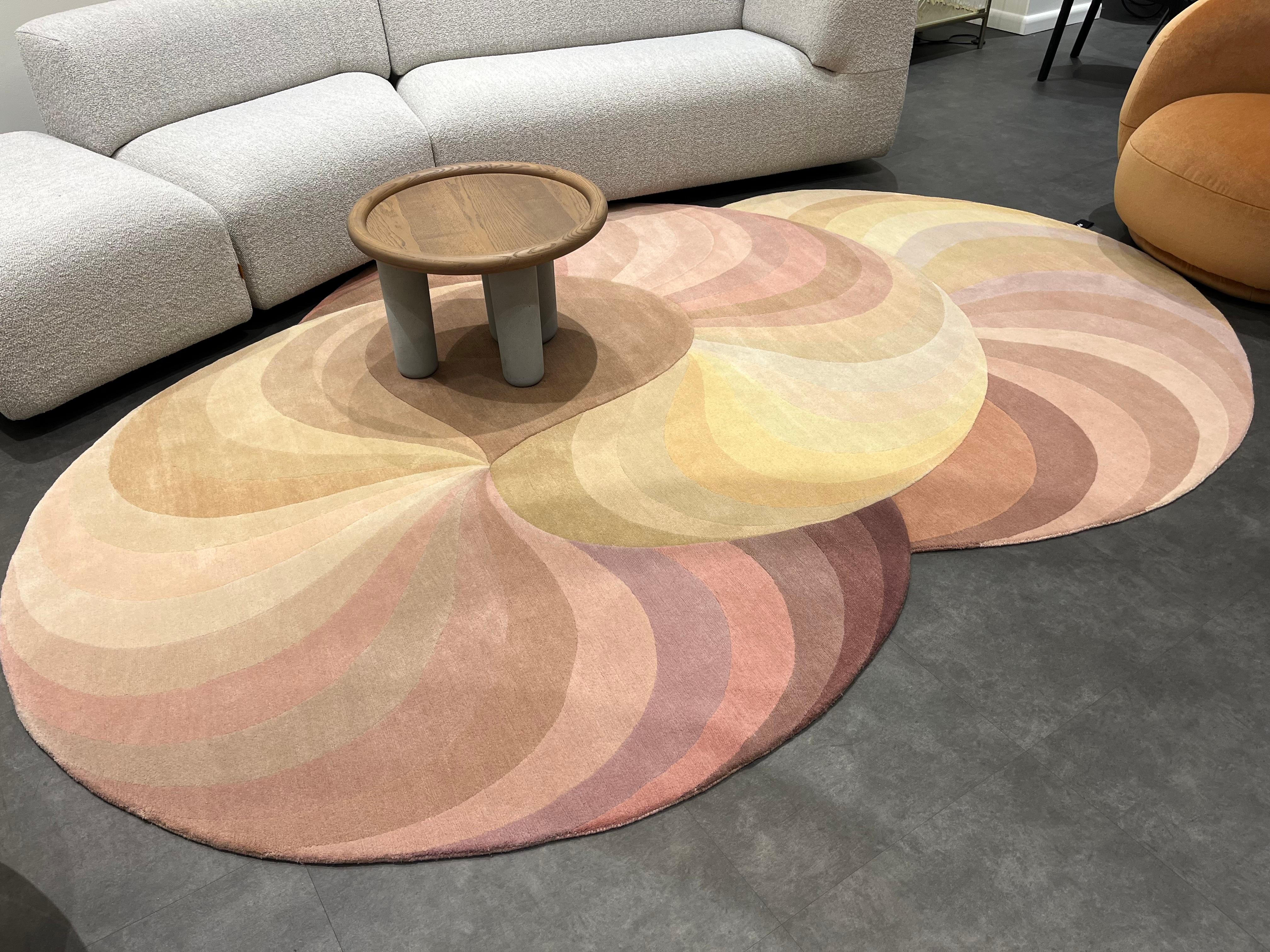 European cc tapis Triple Slinkie Rug made by hand Designed by Patricia Urquiola For Sale