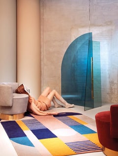 cc-tapis Zo Geometrischer afrikanischer Maskenteppich von Studio Zaven