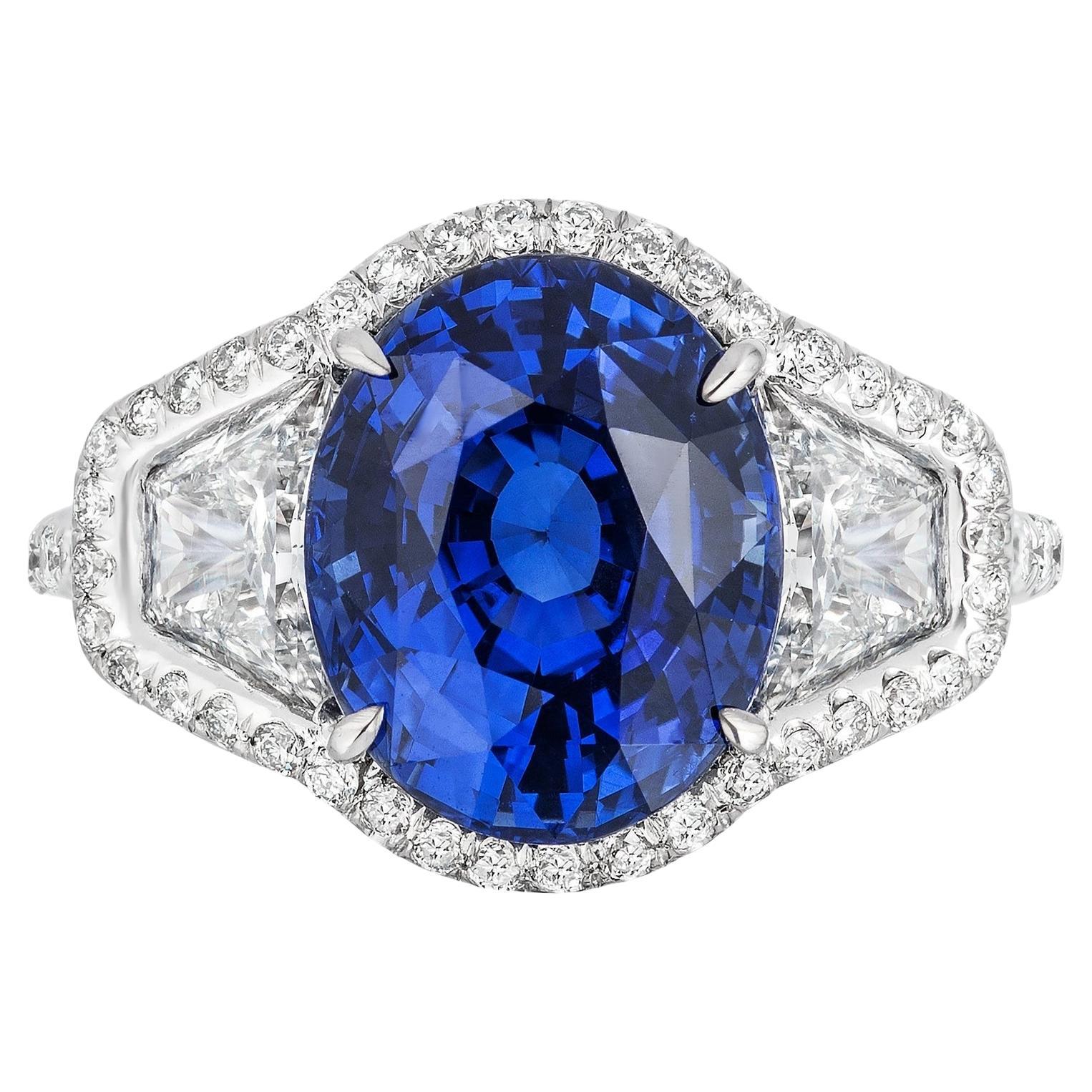 CD Certified 6.22 Carat Blue Sapphire Oval Ring For Sale