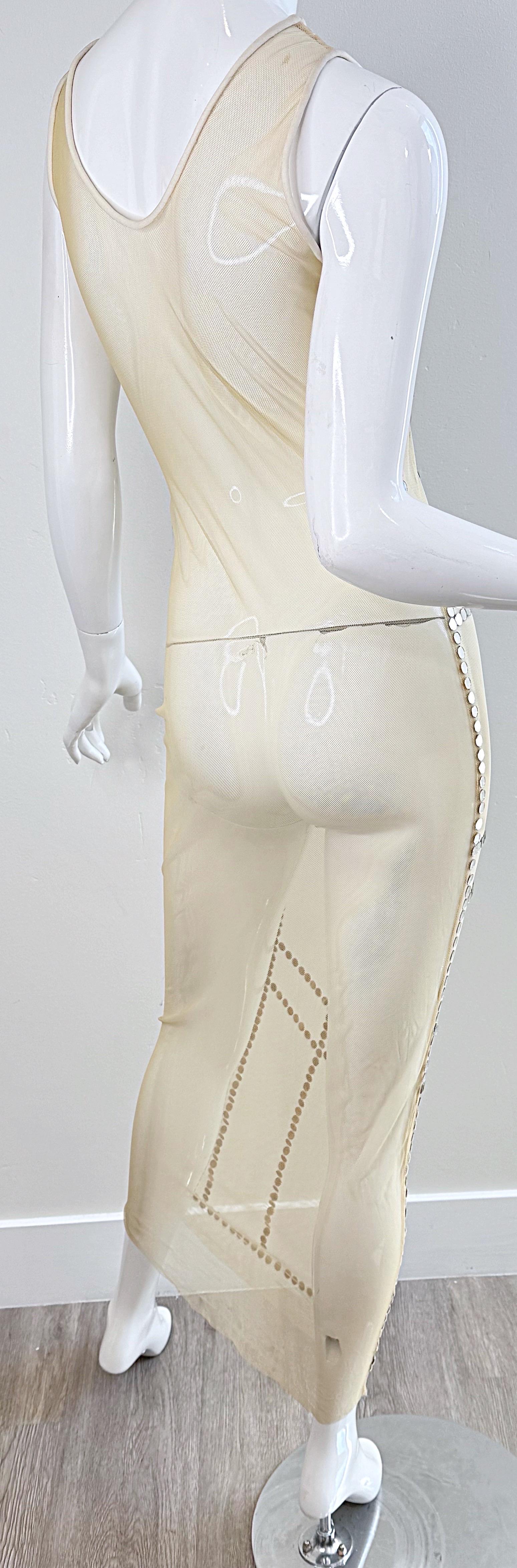 CD GREENE Début des années 2000 Robe de corps en maille transparente nue, ornée d'un disque miroir Y2K en vente 6