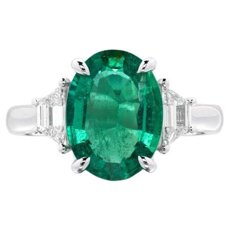 CDC zertifizierter 3,05 Karat sambischer Smaragd 
Diamantring aus Platin im Angebot