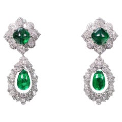 Pendientes de gota de esmeralda zambiana de 30,70 quilates con certificado CDC