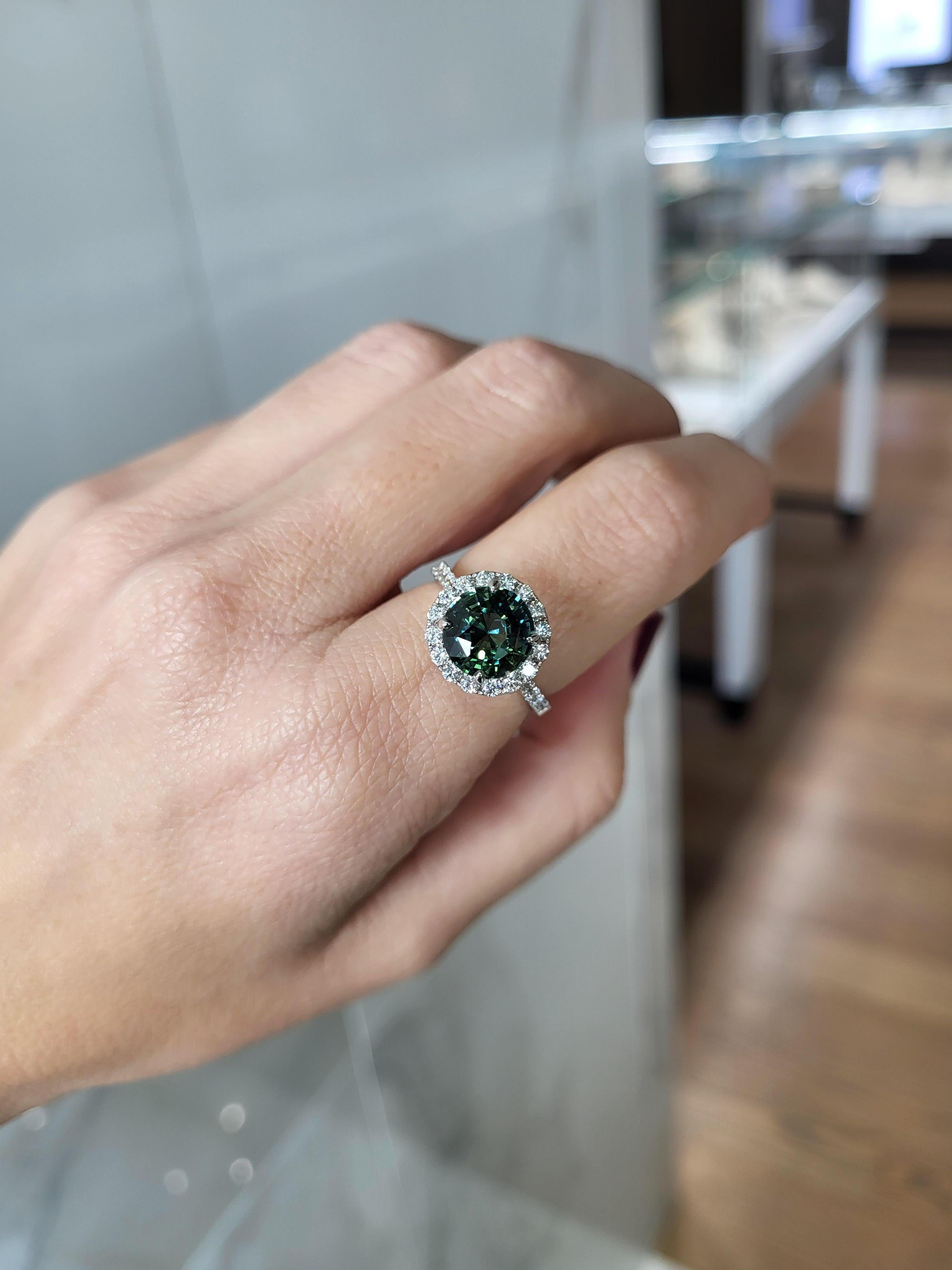 CDC Certified 3.38 Carat Round Natural Green Sapphire & Diamond Halo Ring For Sale 7