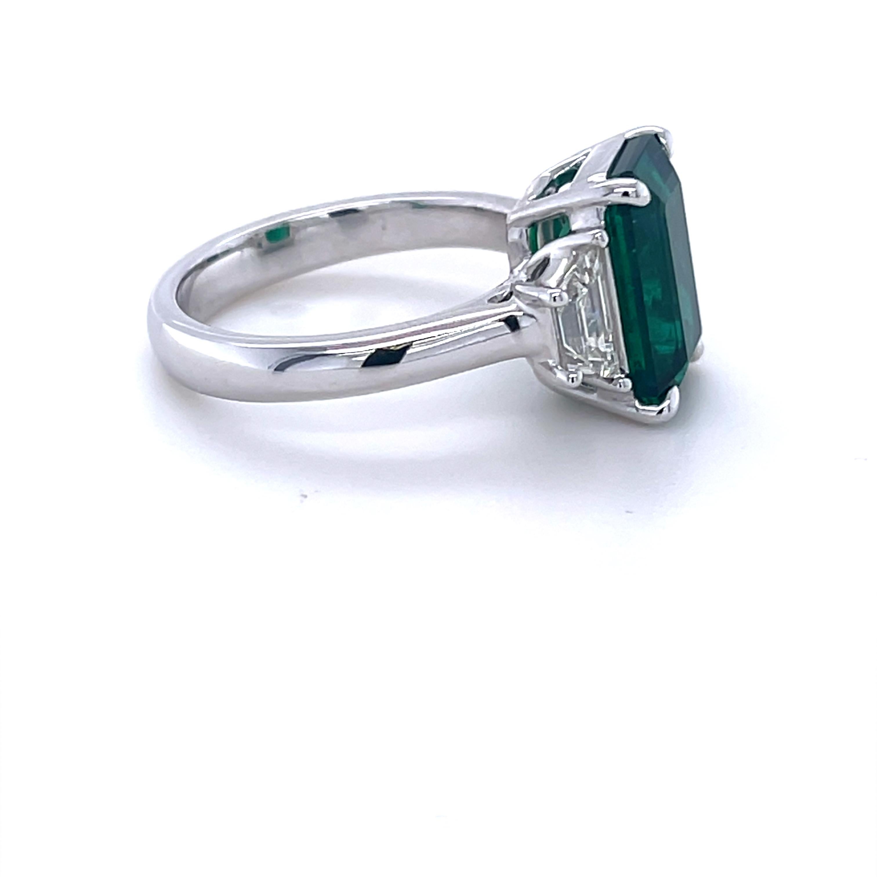 Modern CDC Certified 4.03 Carat Zambian Emerald & Diamond Ring in Platinum