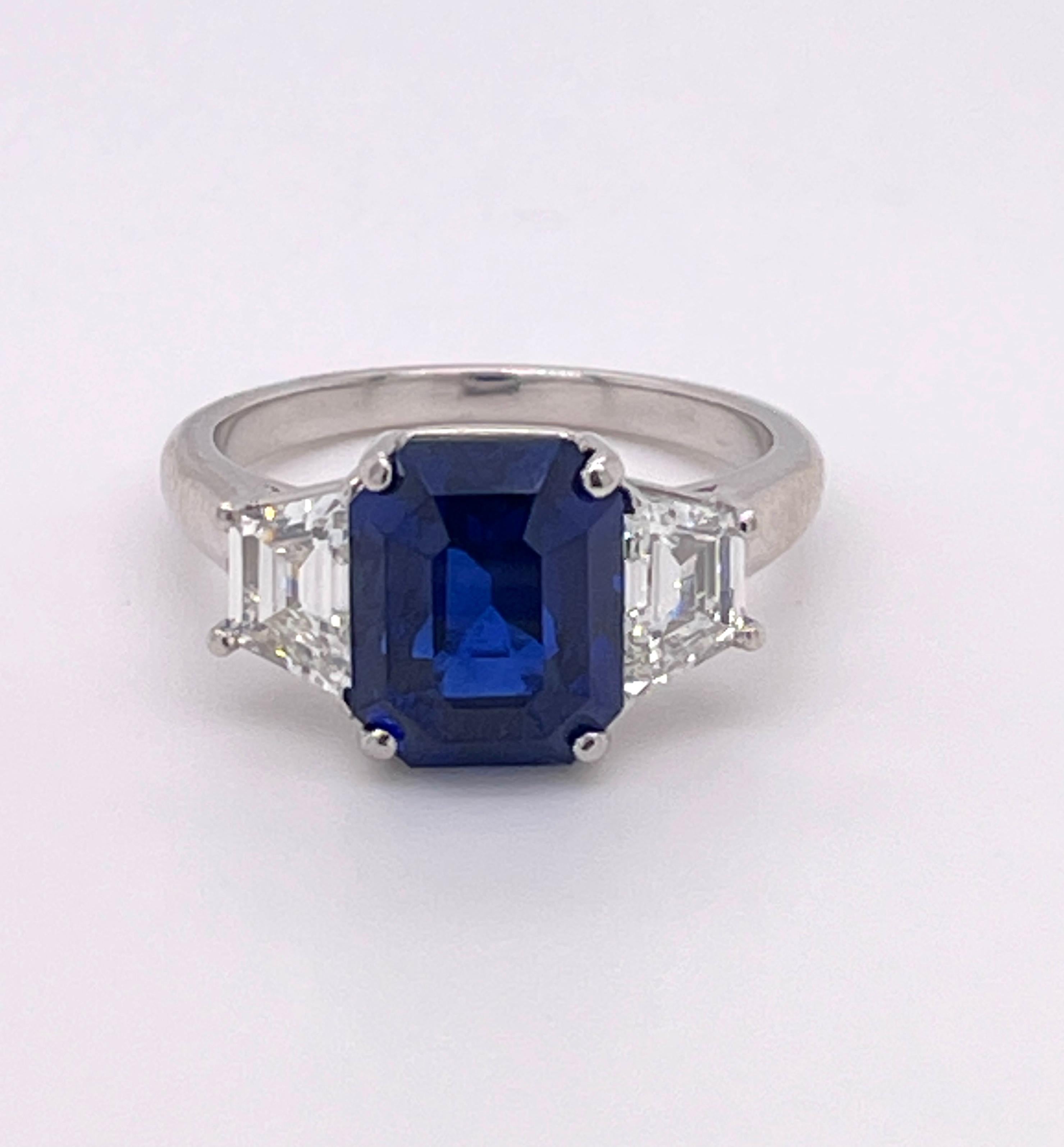 Radiant Cut CDC Certified 4.70ct Radiant Blue Sapphire & Diamonds Ring For Sale
