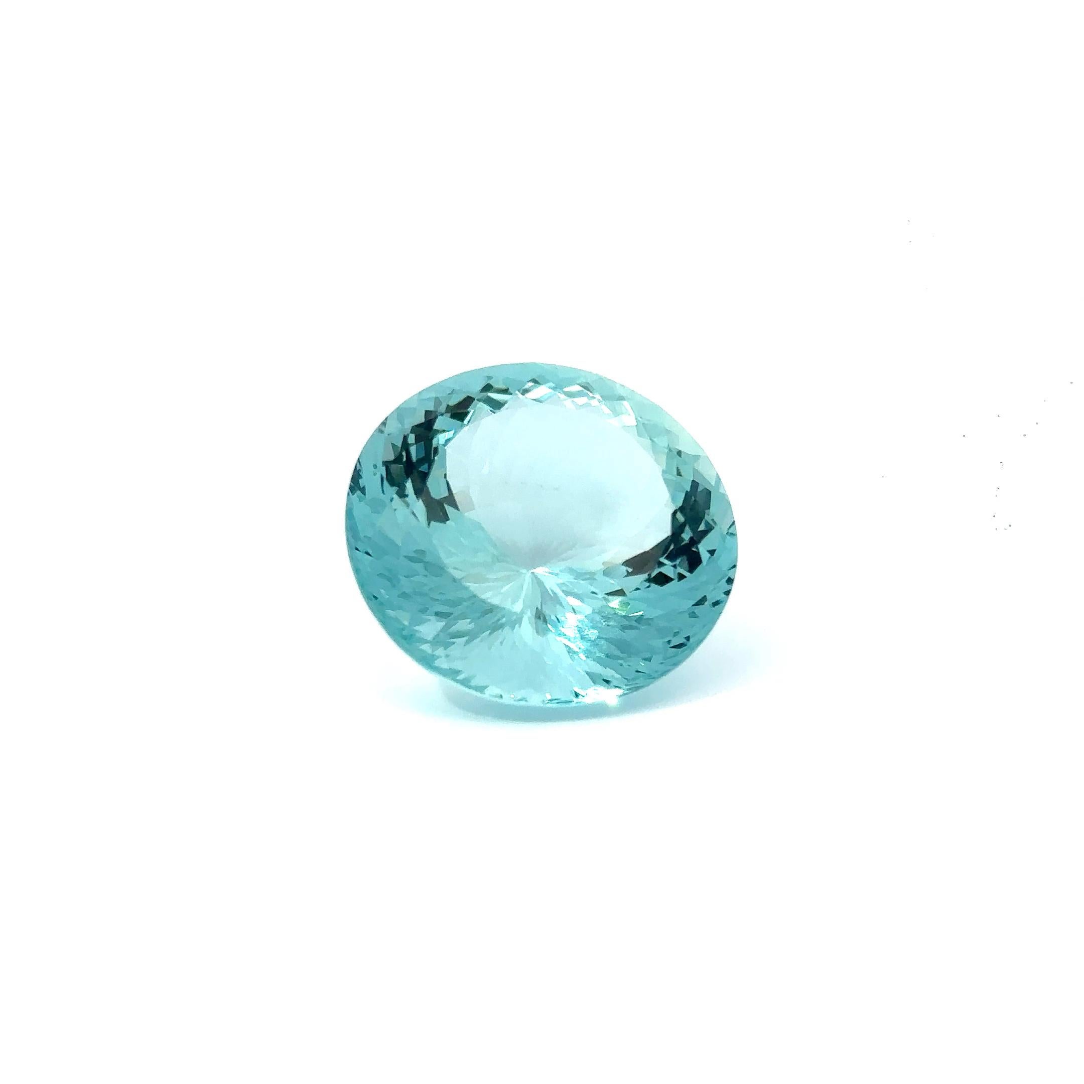 CDC Certified 66.80 Carat Faceted Aquamarine In New Condition For Sale In New York, NY