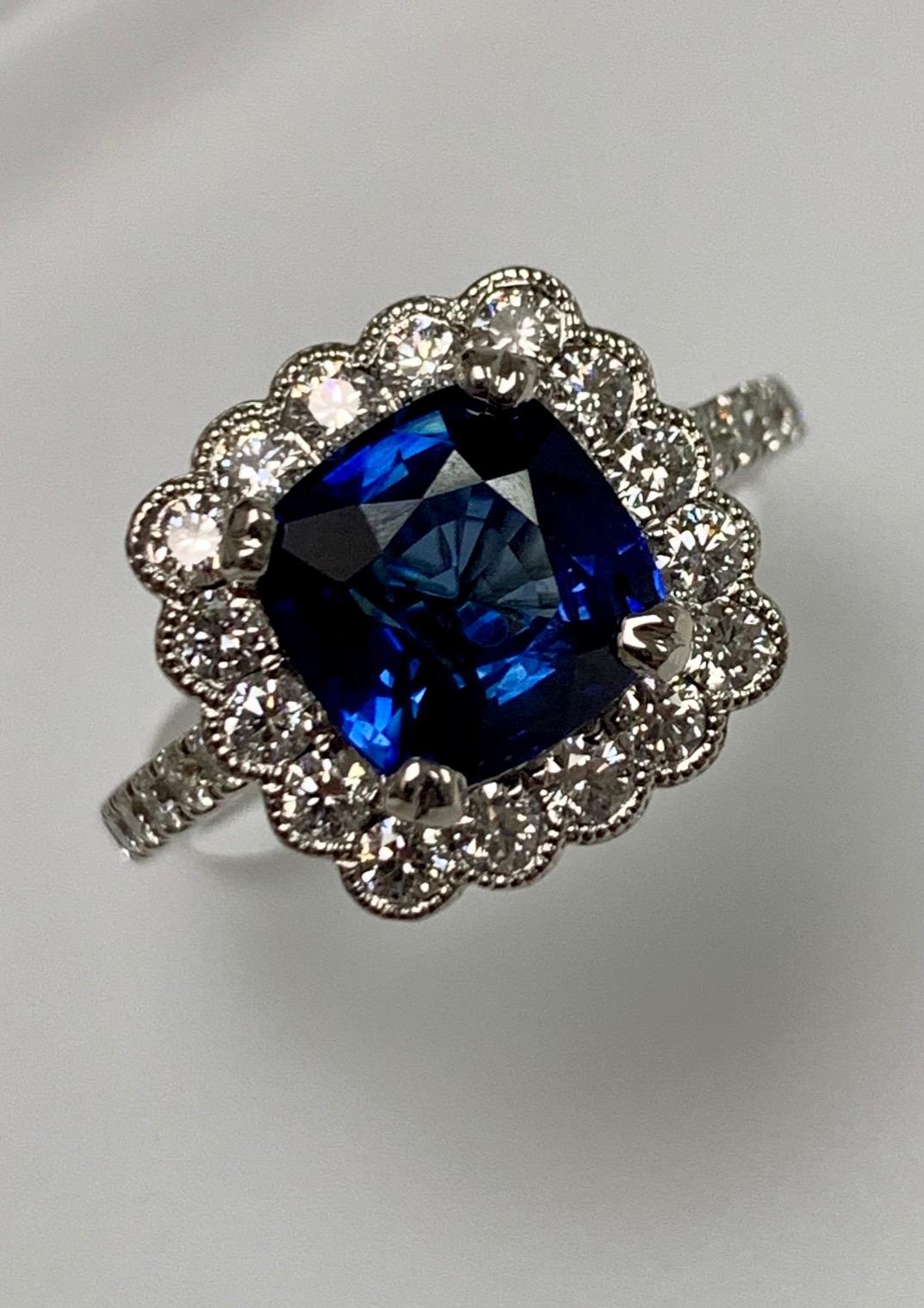 Modern CDC Lab Certified 3.21 Carat Cushion Blue Sapphire Diamonds Cocktail Ring For Sale