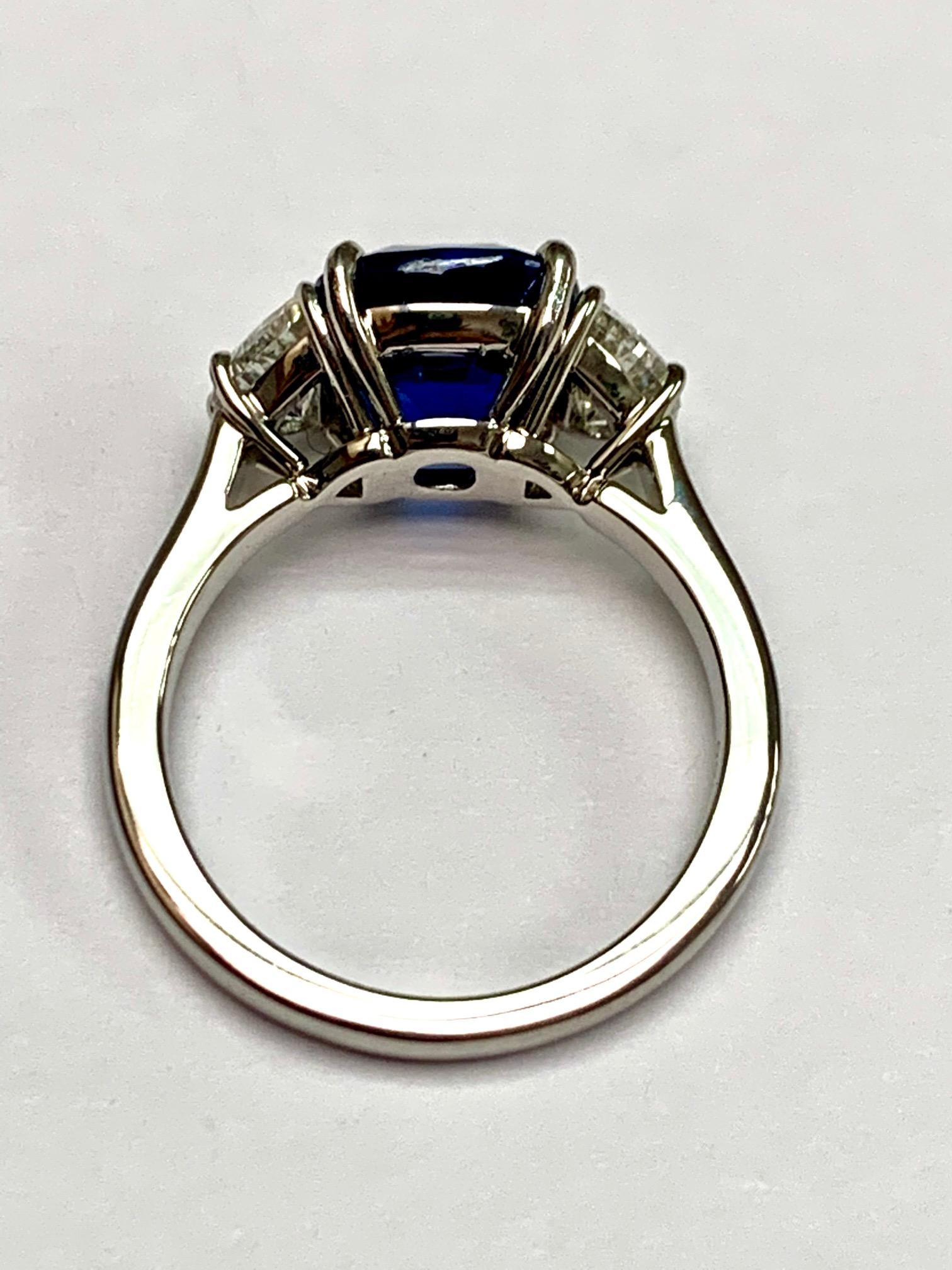 Antique Cushion Cut CDC Certified 4.01 Carat Sapphire Diamond Cocktail Ring For Sale