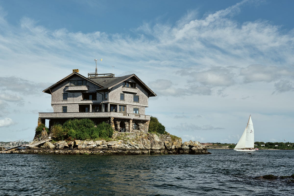 Rhode Island’s Enchanting Seaside Cottages Are a Summer Dream 
