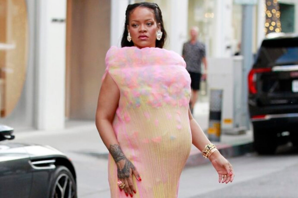 Rihanna Proves Issey Miyake Works as Maternity Wear
