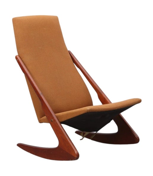 SEATING