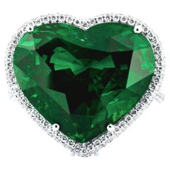 C.Dunaigre 11 Karat Kolumbianischer Minor Öl Herzschliff Smaragd Diamant Platin Ring