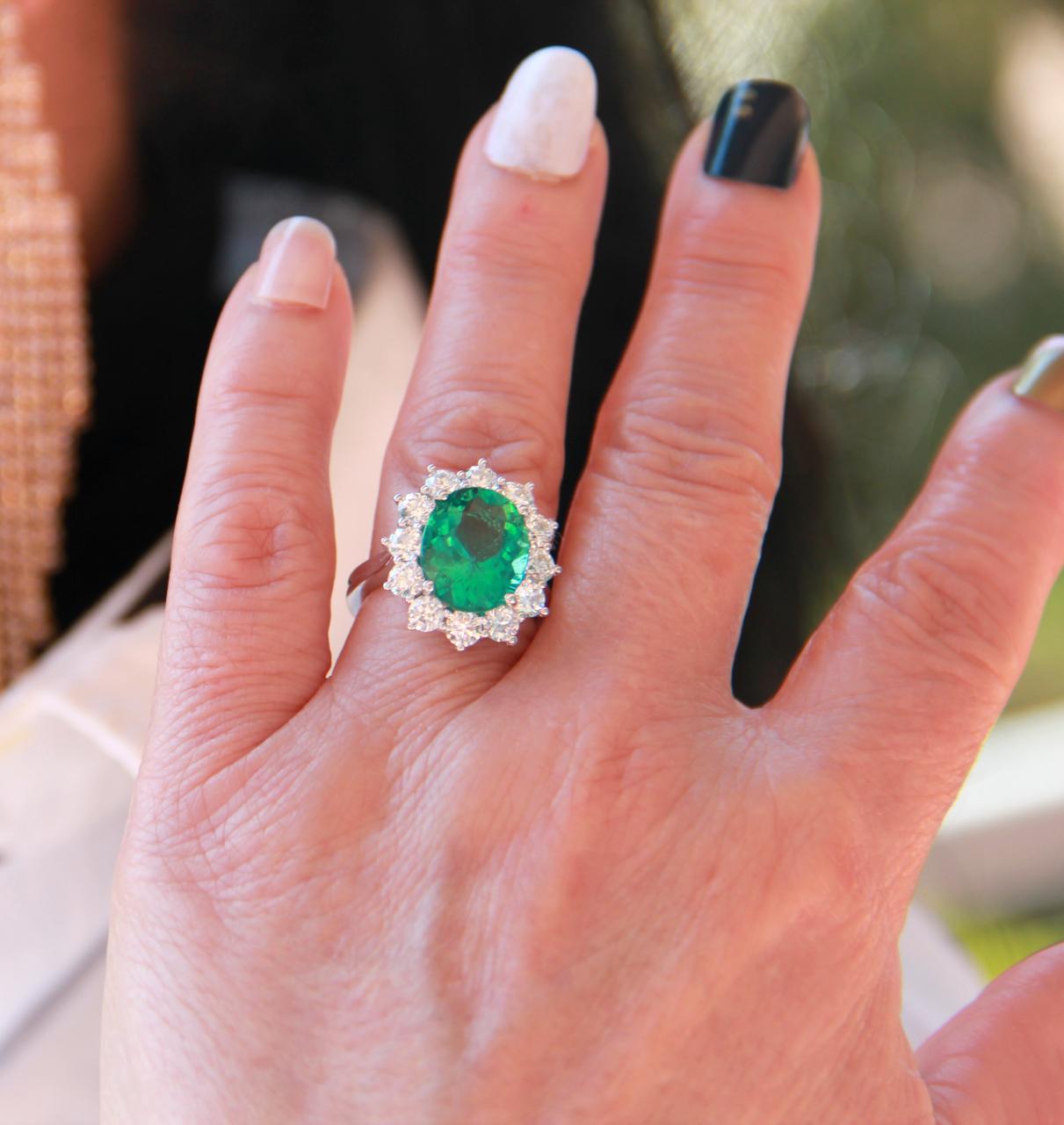 C.Dunaigre Certified 5.81 Carat Brazilian Green Emerald Diamonds Engagement Ring For Sale 6
