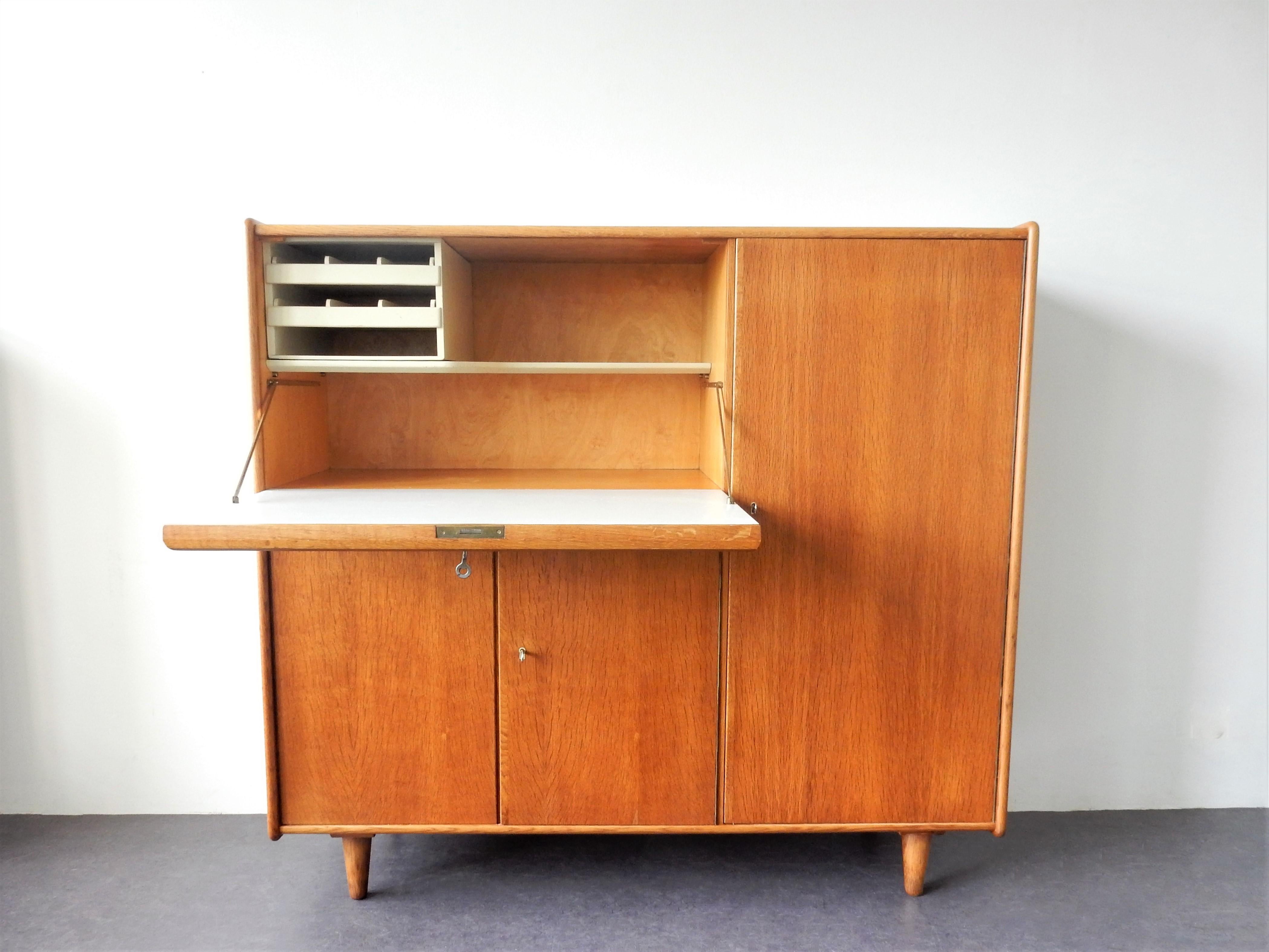 Dutch CE09 Oak Highboard by Cees Braakman for Pastoe, 1950's