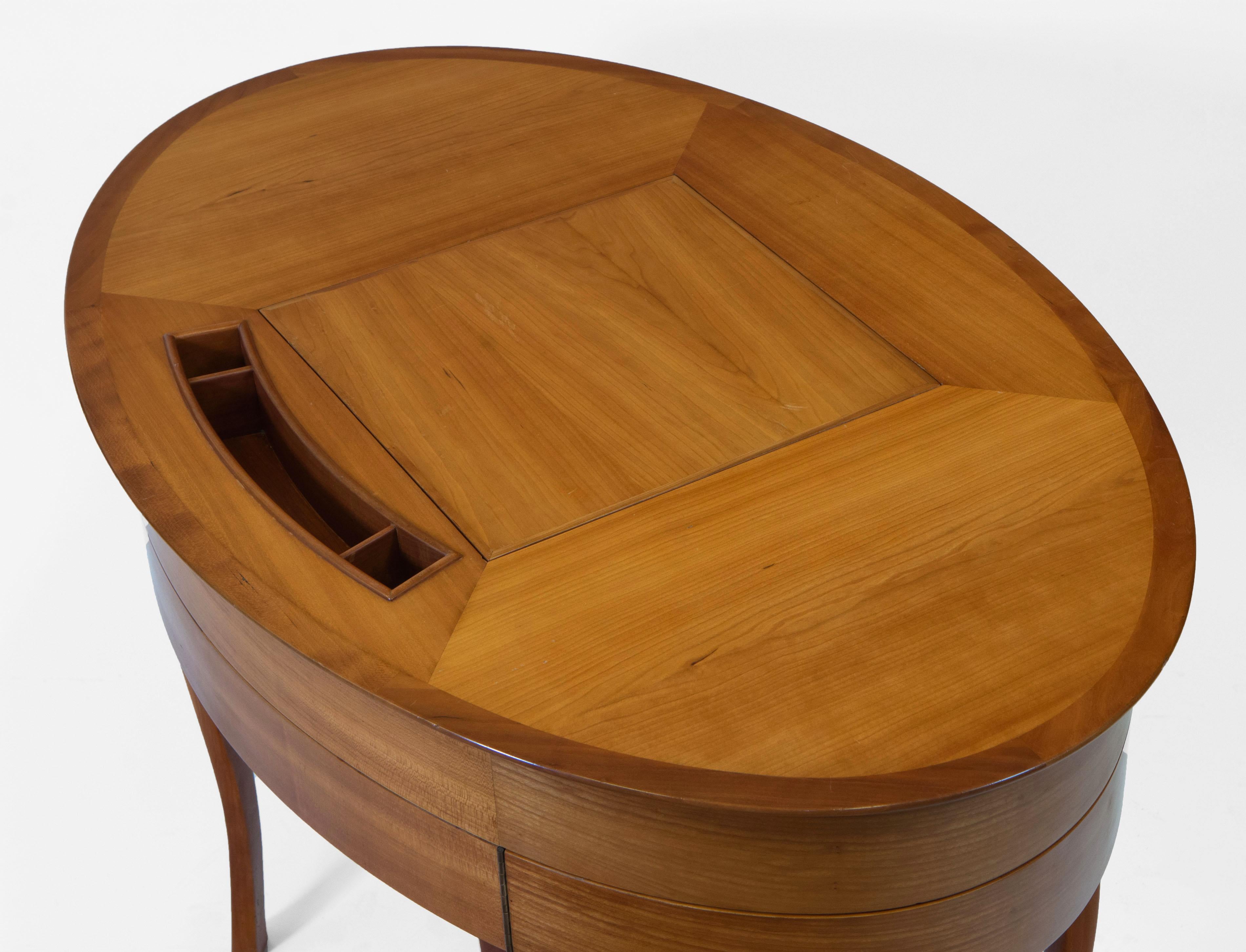 Ceccotti 'Arabella' Dressing Table Desk Designed by Fabrizia Scassellati 7