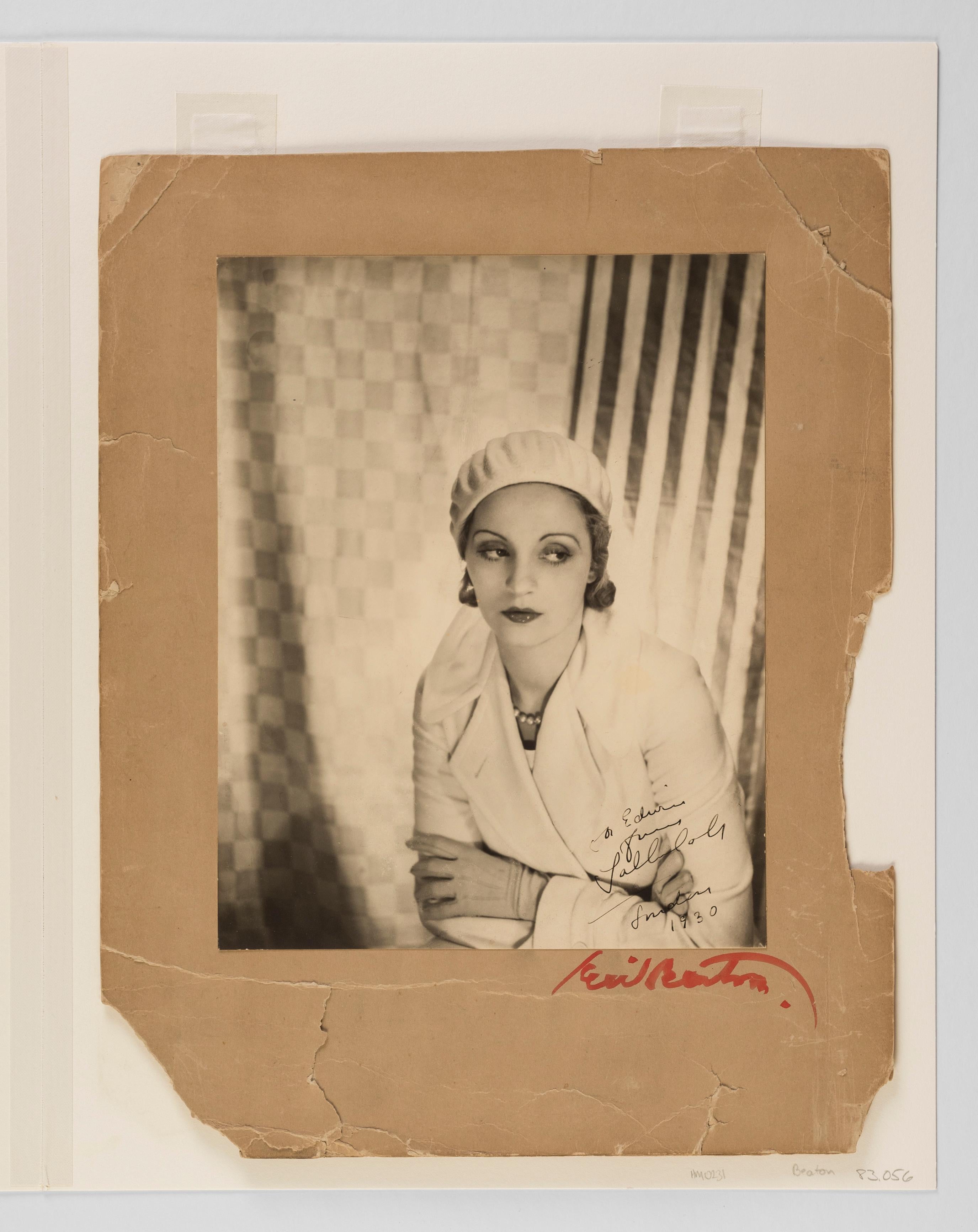 Talullah Bankhead, 1930 - Cecil Beaton (Porträtfotografie) im Angebot 2