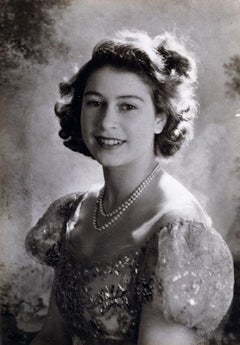 Le V&A Museum de Londres « HRH Princess Elizabeth » par Cecil Beaton