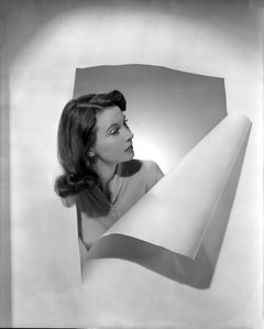 Vivien Leigh in the Studio Globe Photos Fine Art Print