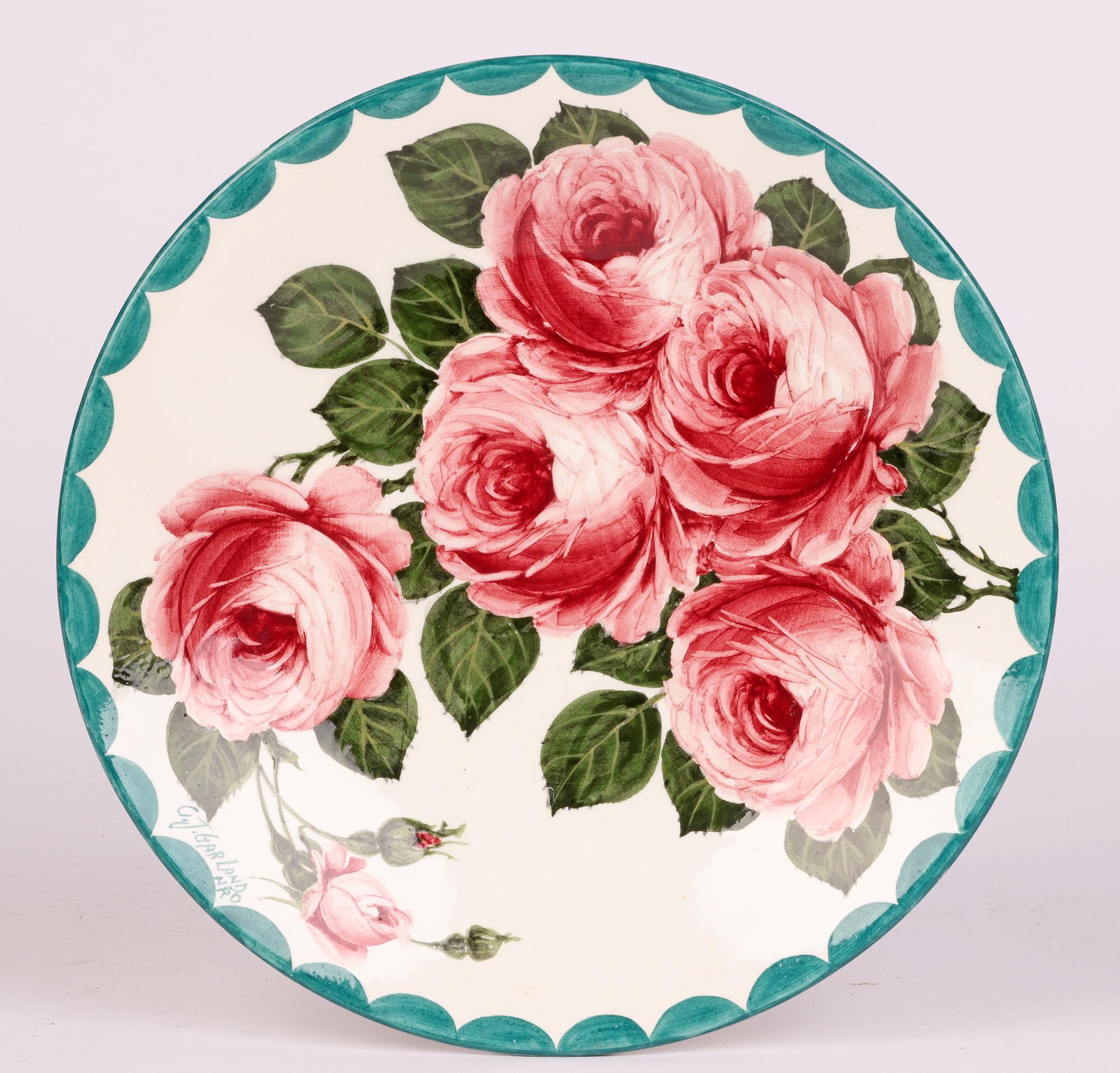 Cecil J. Garland Bristol Wemyss Cabbage Rose, handbemalter Teller (Mitte des 20. Jahrhunderts) im Angebot