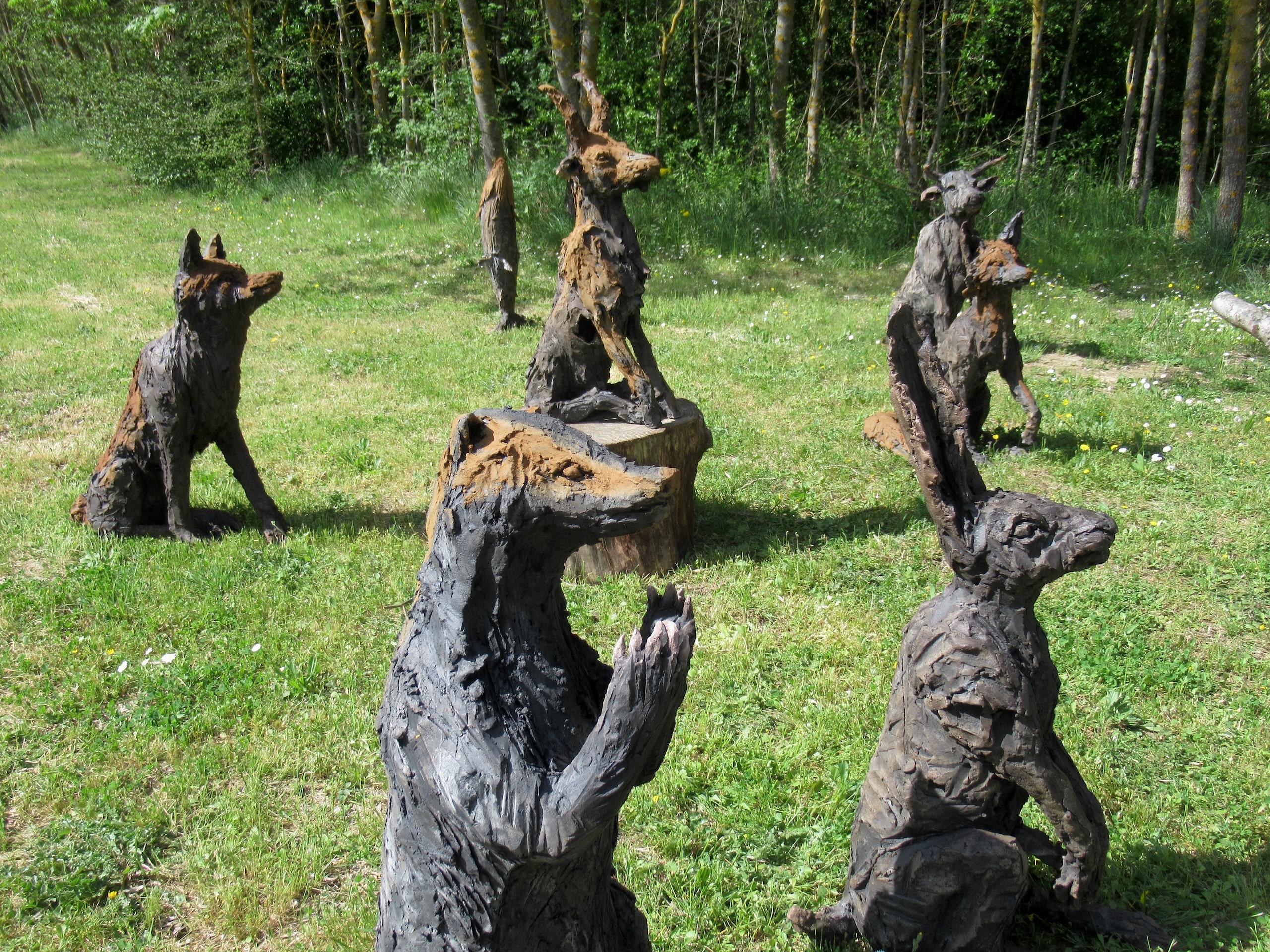 Badger by Cécile Raynal - Animal smoke-fired stoneware sculpture, fable, clay For Sale 17