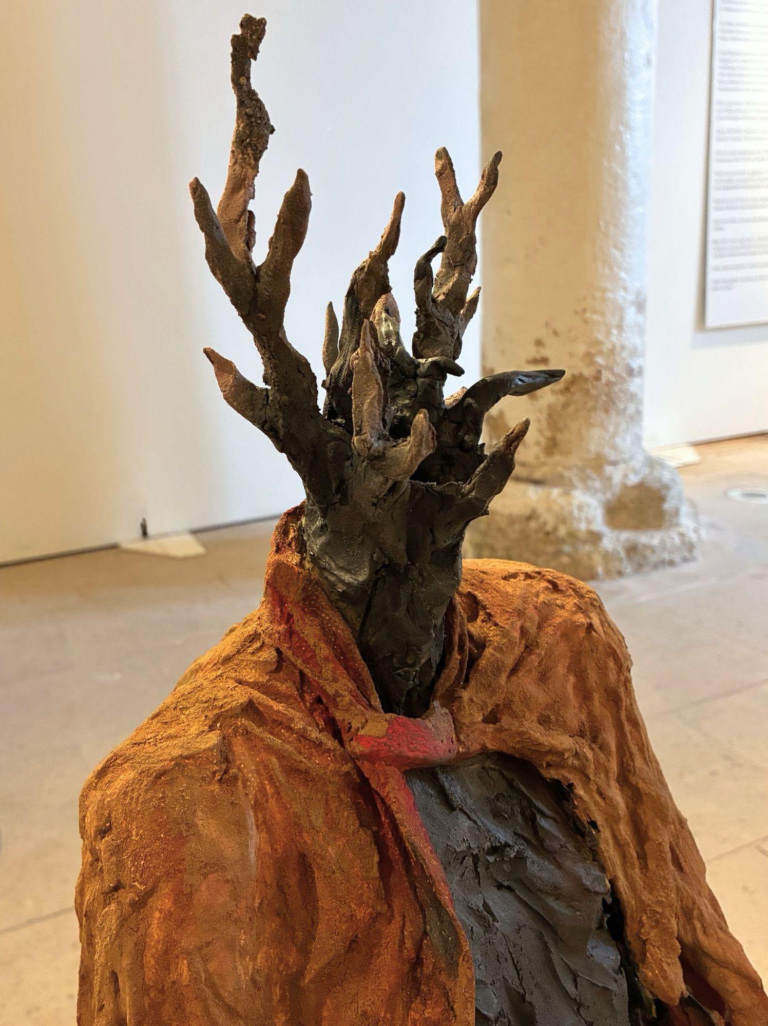 Cephalophore by Cécile Raynal - Animal smoke-fired stoneware sculpture, fable For Sale 10
