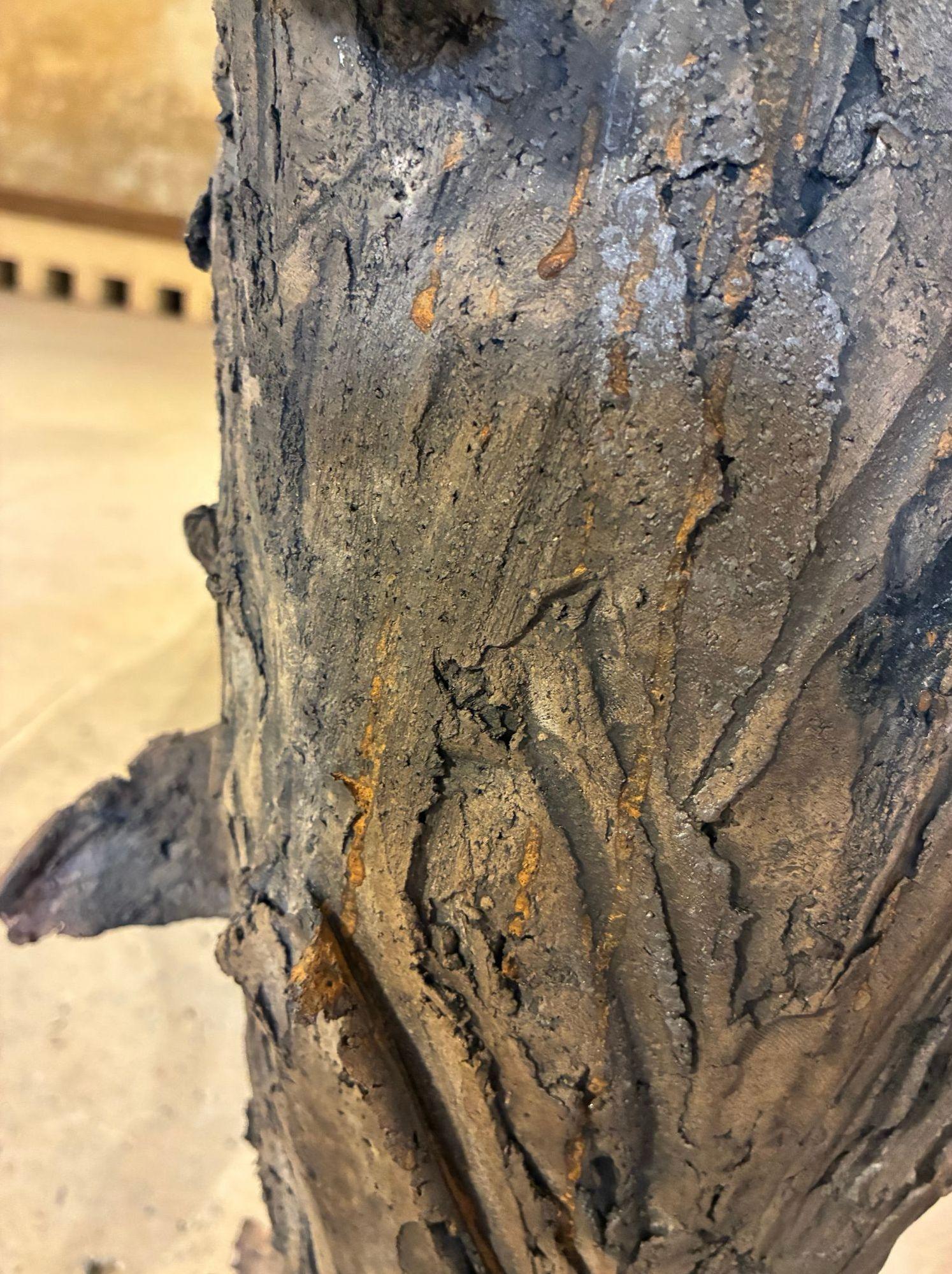 Char de Cécile Raynal - Escultura animal de gres al humo, fábula, arcilla en venta 5