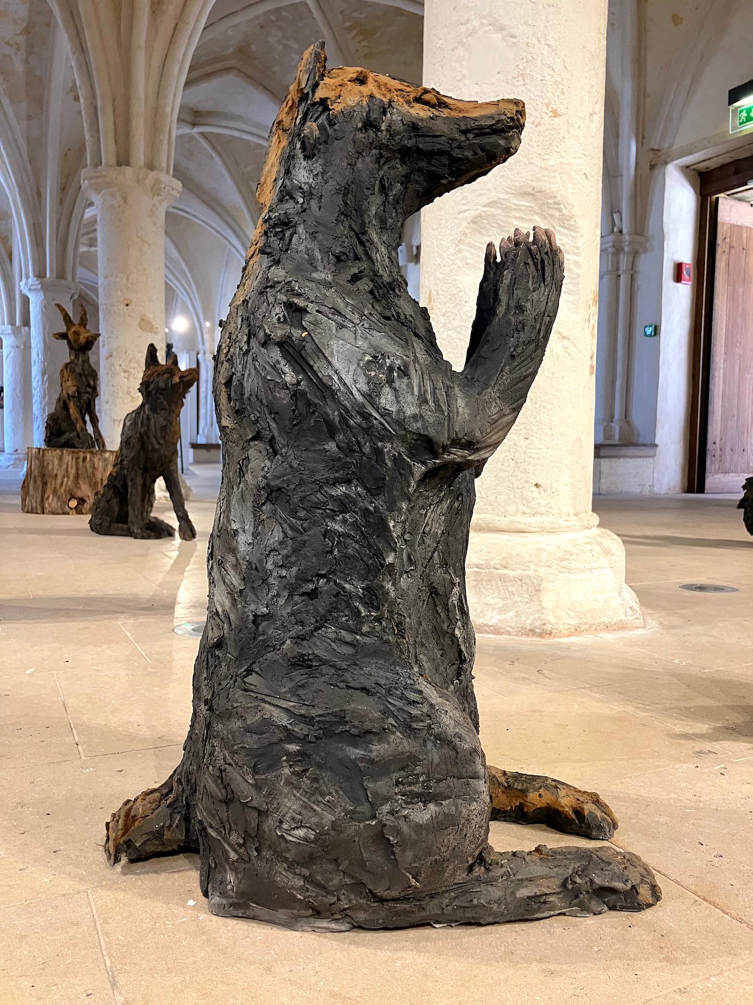 Chor der Tiere von Cécile Raynal - Tierische Skulpturen aus rauchgebranntem Steingut im Angebot 12