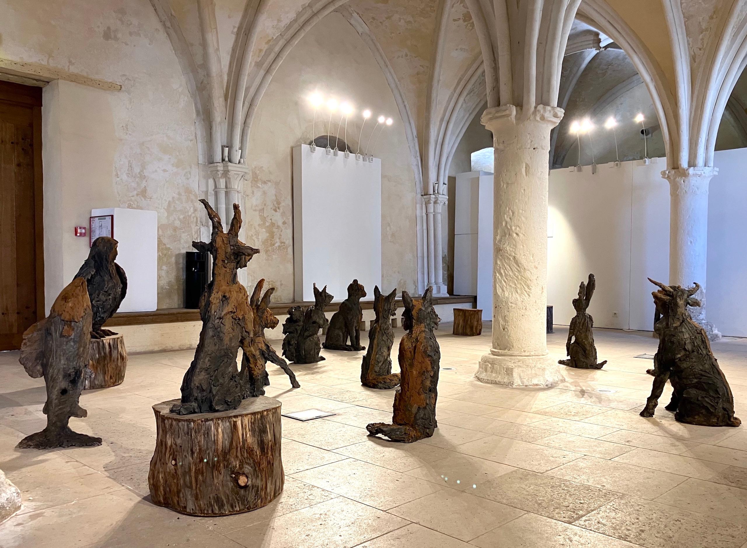 Kuh von Cécile Raynal - Tierische Skulptur aus gebranntem Steinzeug, Fabel, Ton im Angebot 14