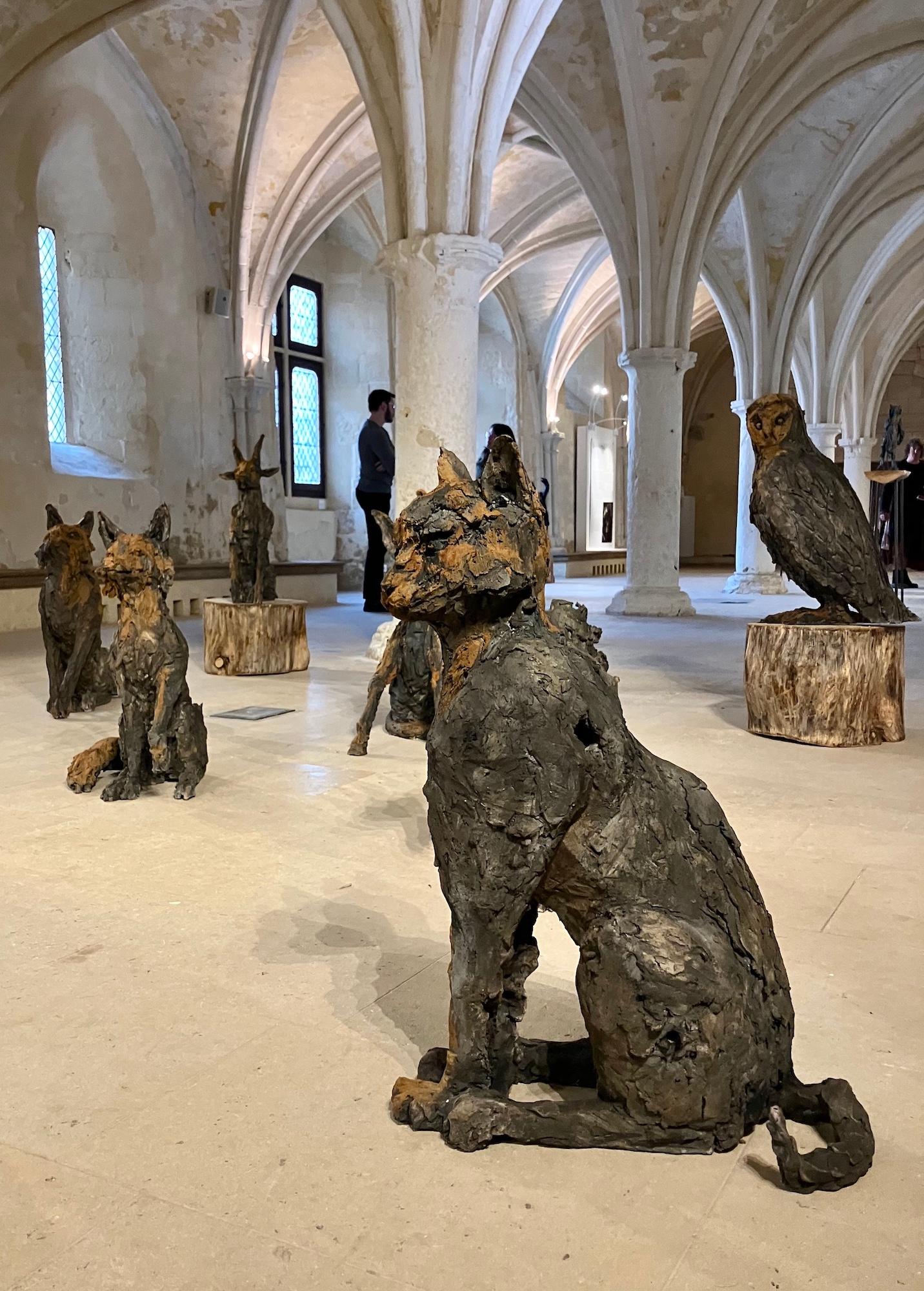 Feline by Cécile Raynal - Animal smoke-fired stoneware sculpture, fable, clay For Sale 9