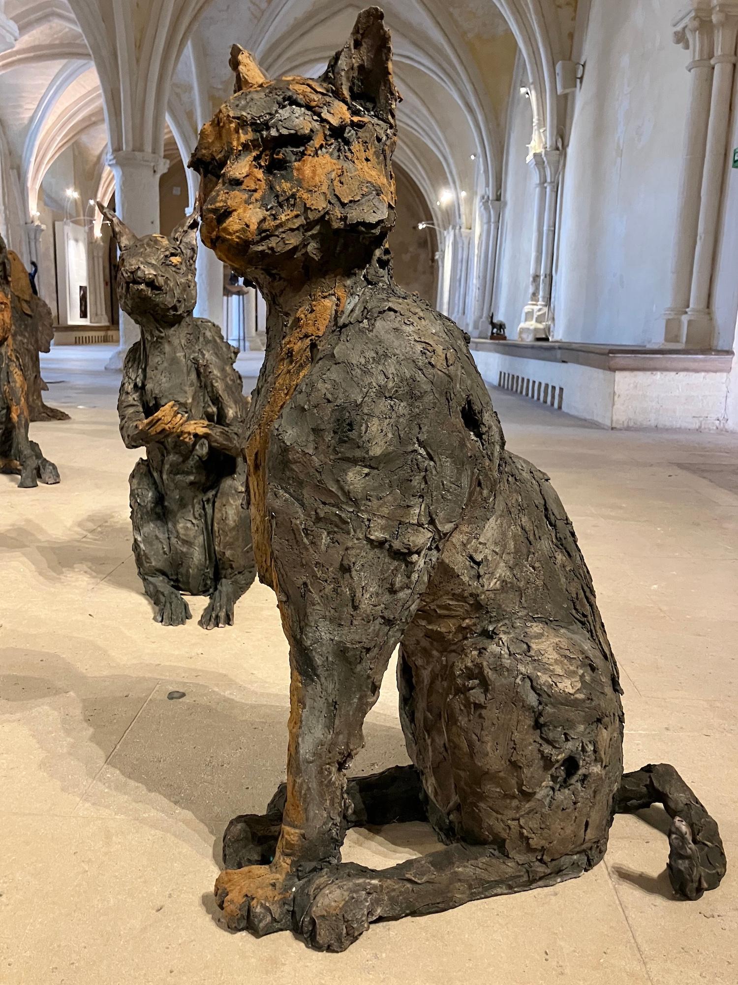 Feline by Cécile Raynal - Animal smoke-fired stoneware sculpture, fable, clay For Sale 2