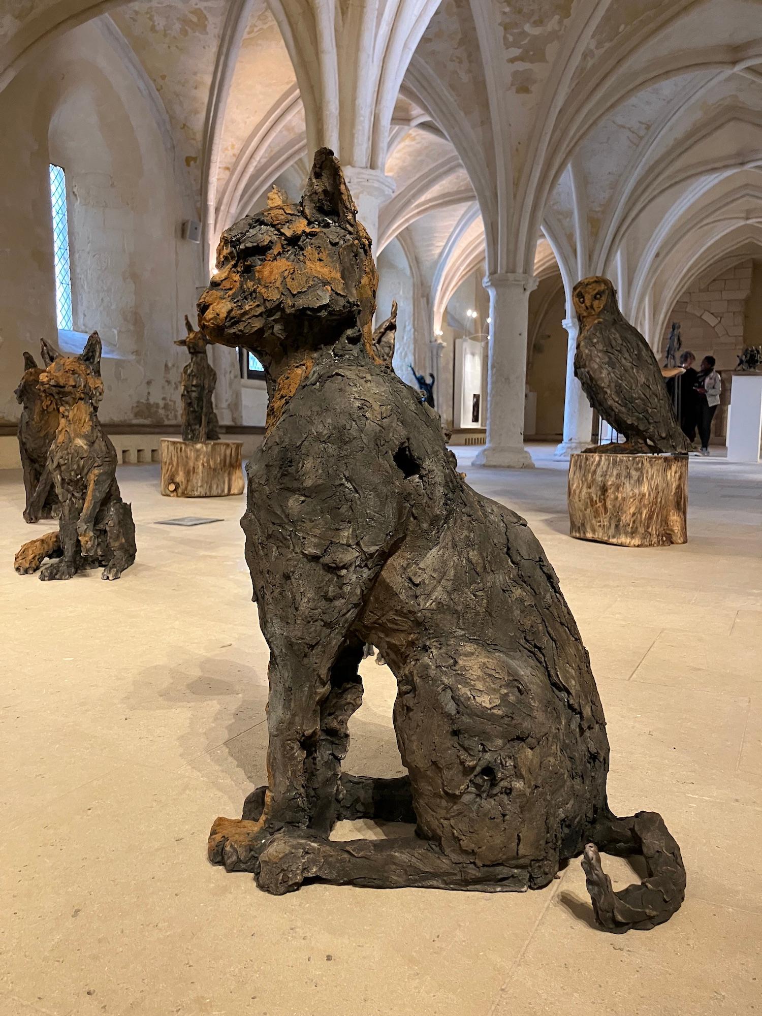 Feline by Cécile Raynal - Animal smoke-fired stoneware sculpture, fable, clay For Sale 3