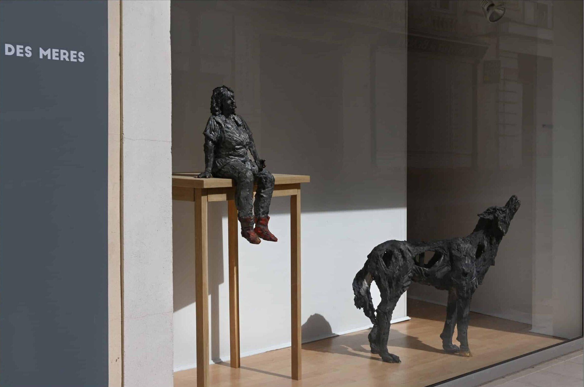 Loup-ve de Cécile Raynal - Sculpture en grès cuit au four, animal sauvage, loup en vente 7