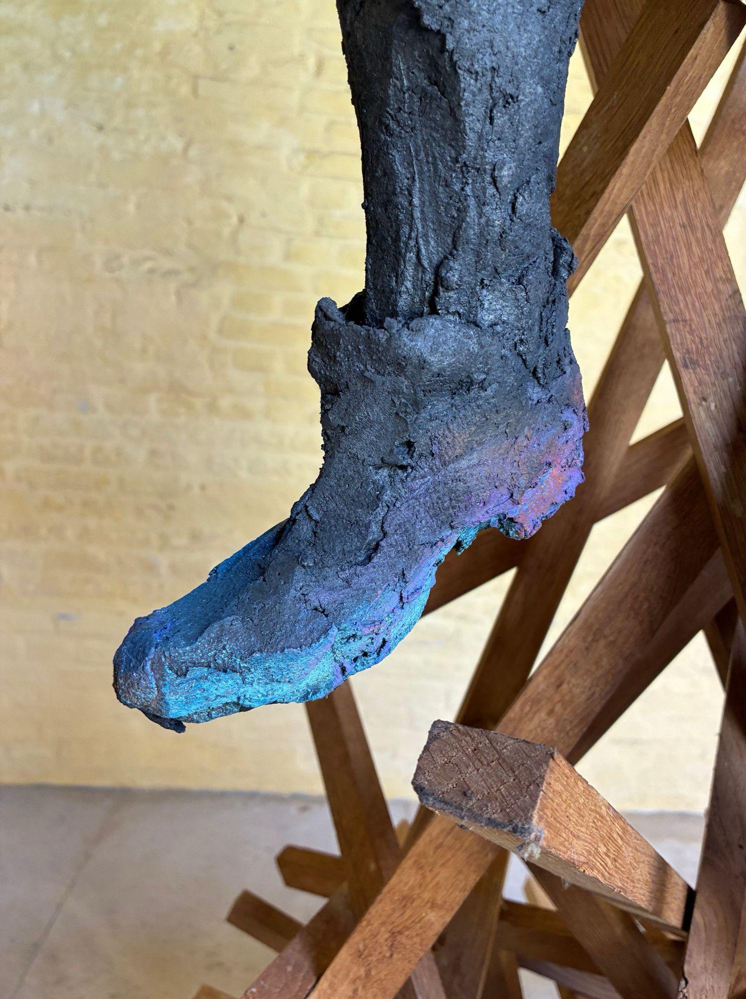 Modèle de maquette de dyslexie disloquée by Cécile Raynal - stoneware sculpture For Sale 8